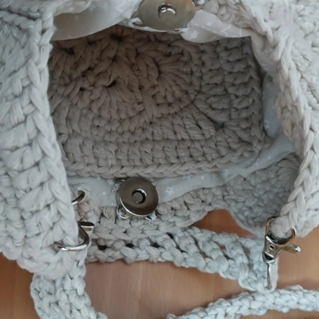 Bolsito flor africana