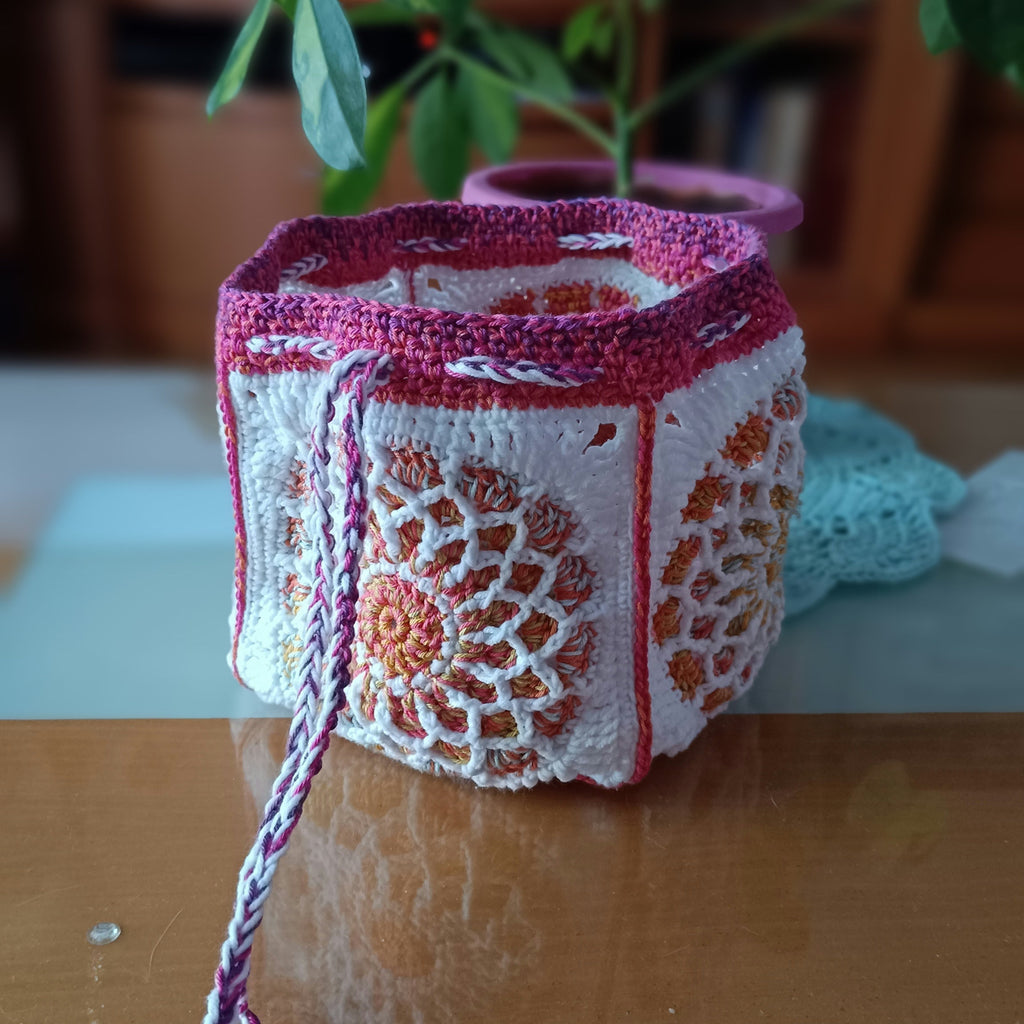 Borsetta a uncinetto con mandala