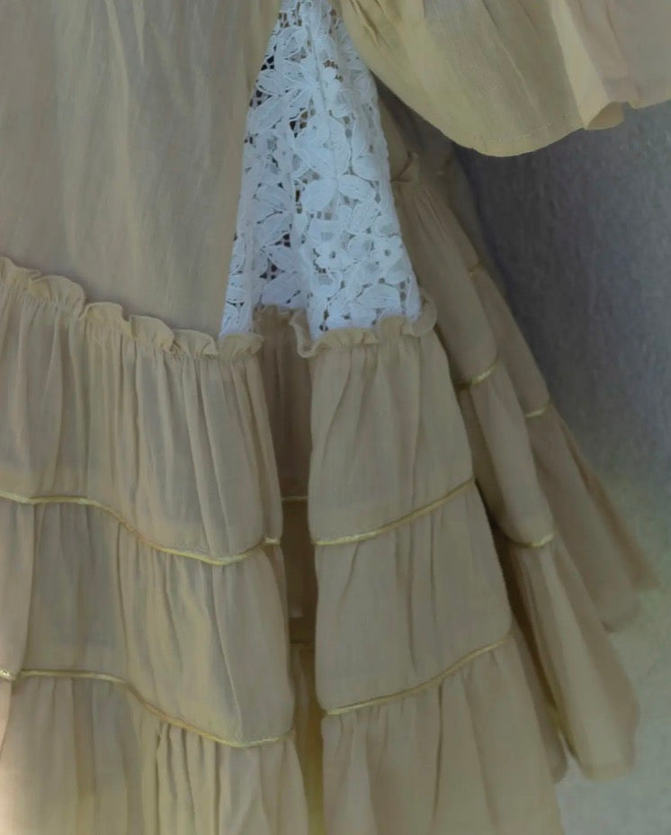 Vestido Corto - Beige