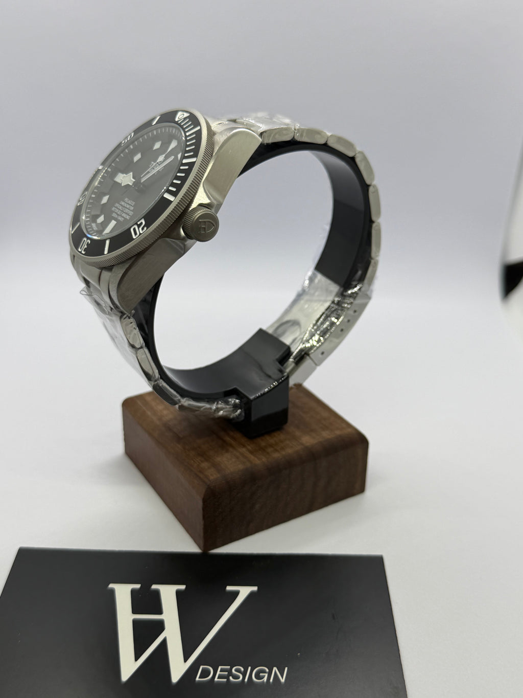 Tudeiko Pelagos Black | HW Design