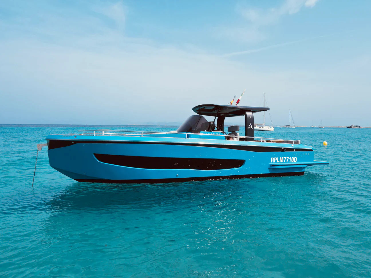 Italyure Yachts — 12 Comfort