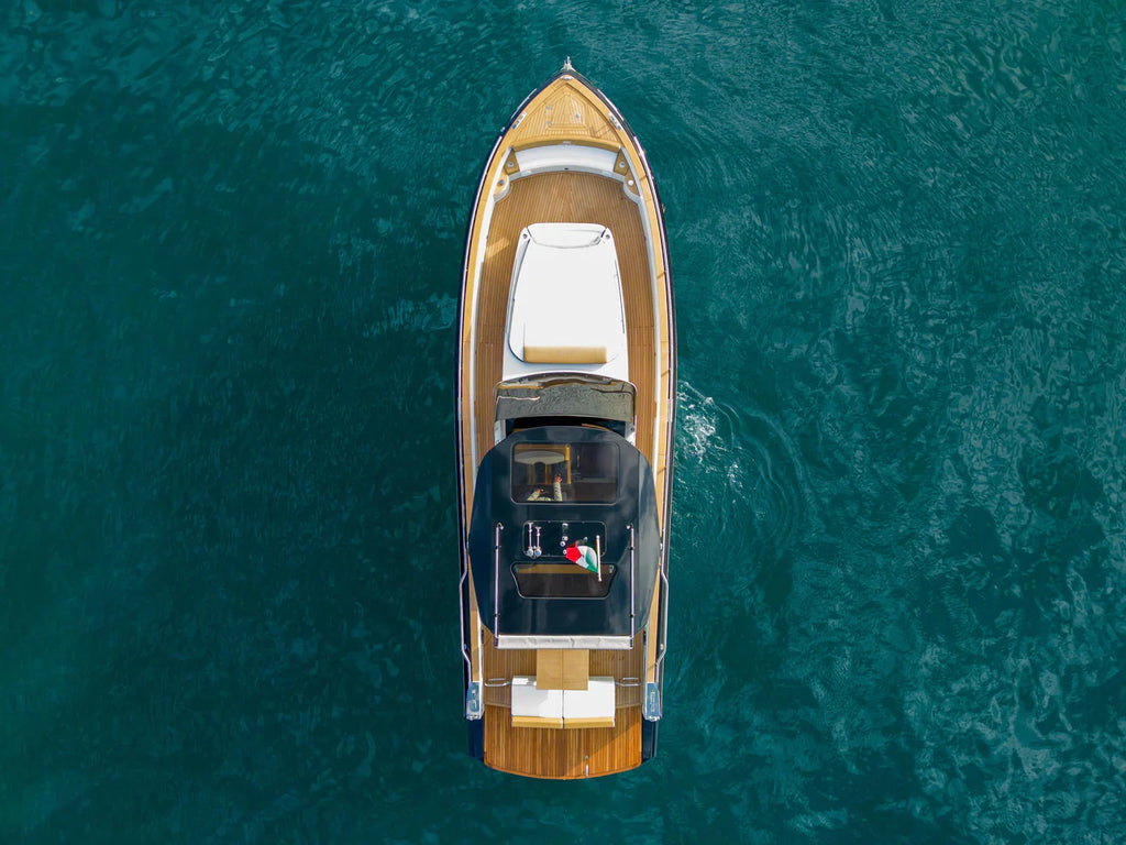 Italyure Yachts — 12 Classic