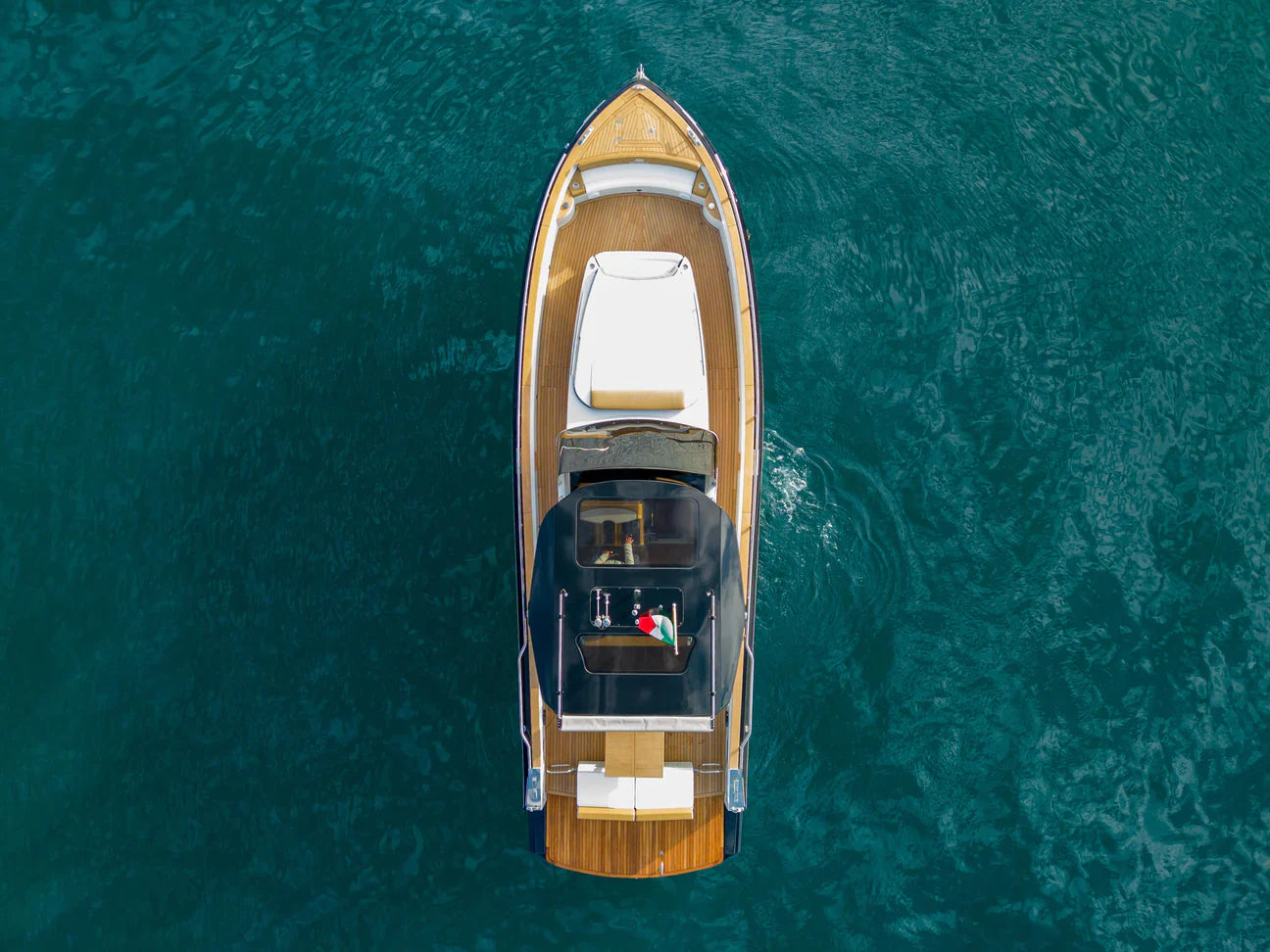 Italyure Yachts — 12 Classic