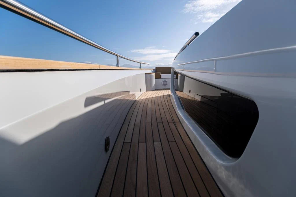 Italyure Yachts — 12 Classic