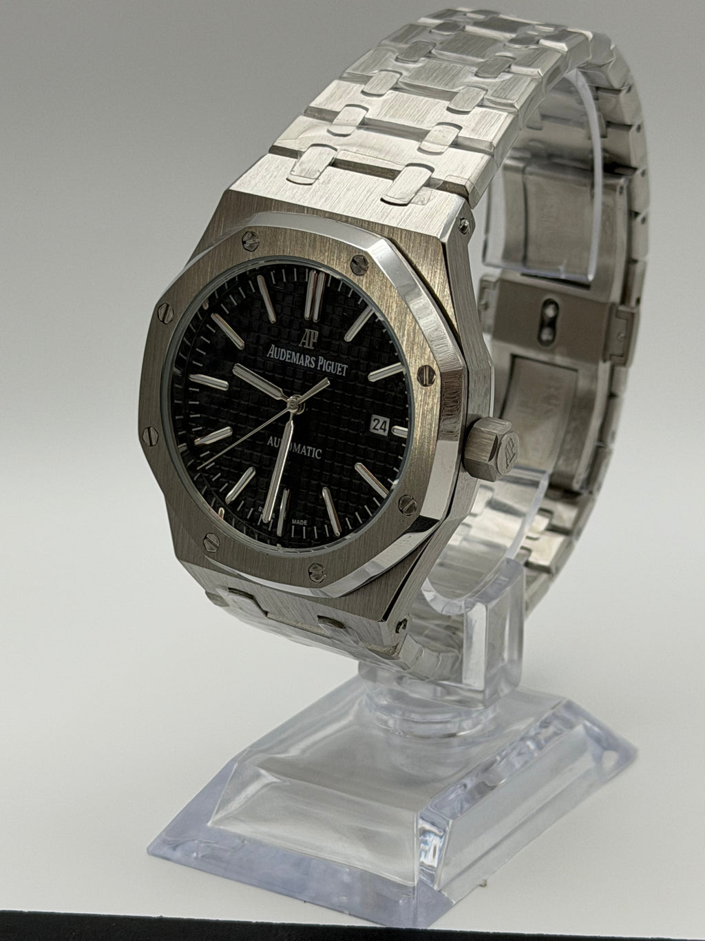 Royal Seikoak Black | HW Design