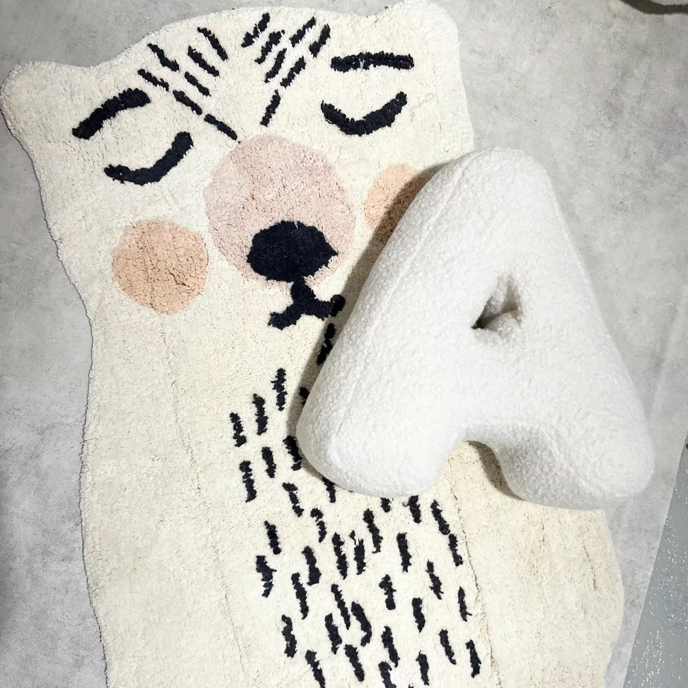 Cojín Letra Inicial A Bouclé
