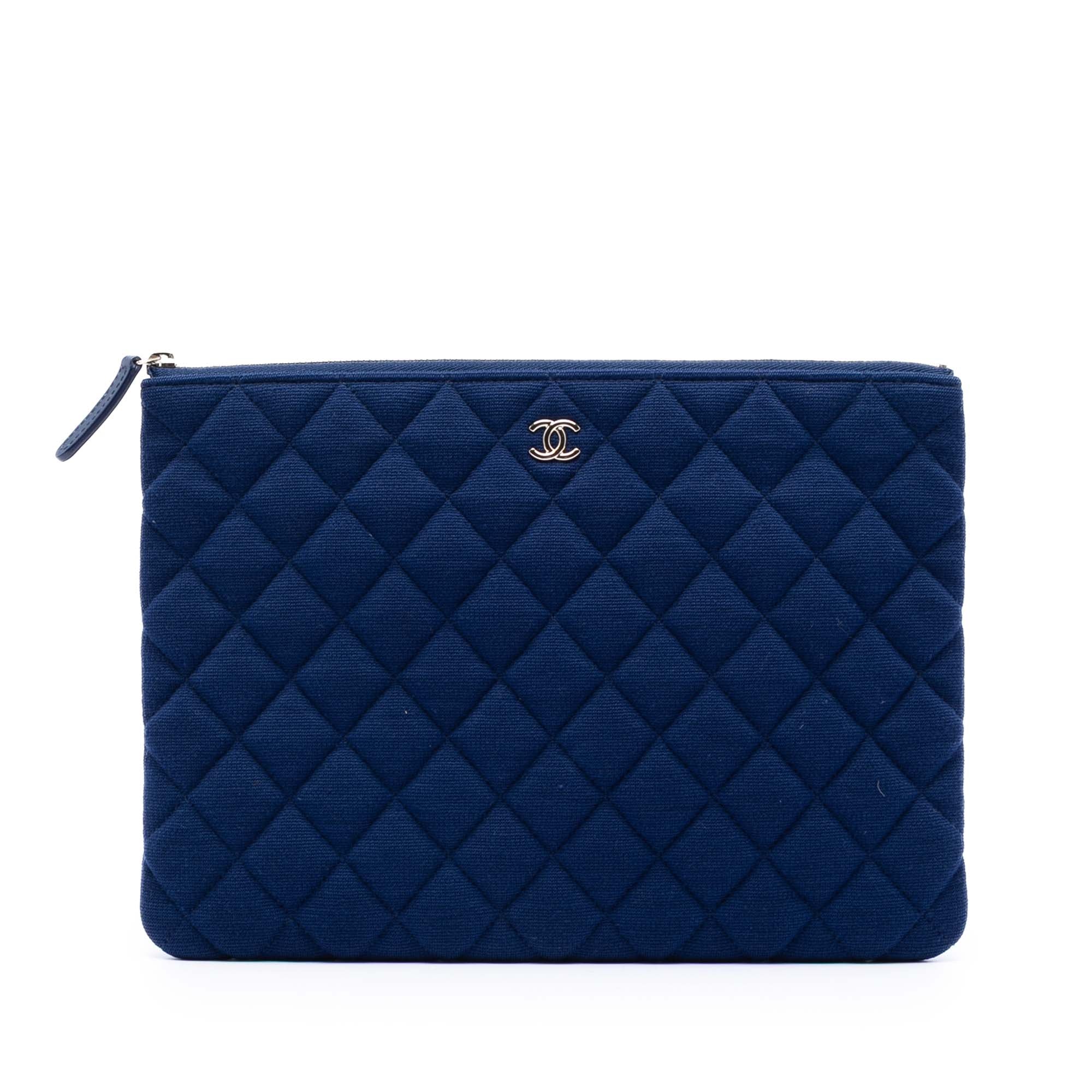 Medium Quilted Jersey O Case Clutch
