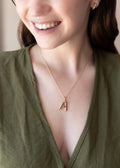 COLGANTE INICIAL SMALL | BRONCE