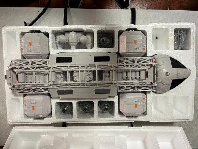 Space 1999 eagle 1976 retro mattel edition playset 92cm