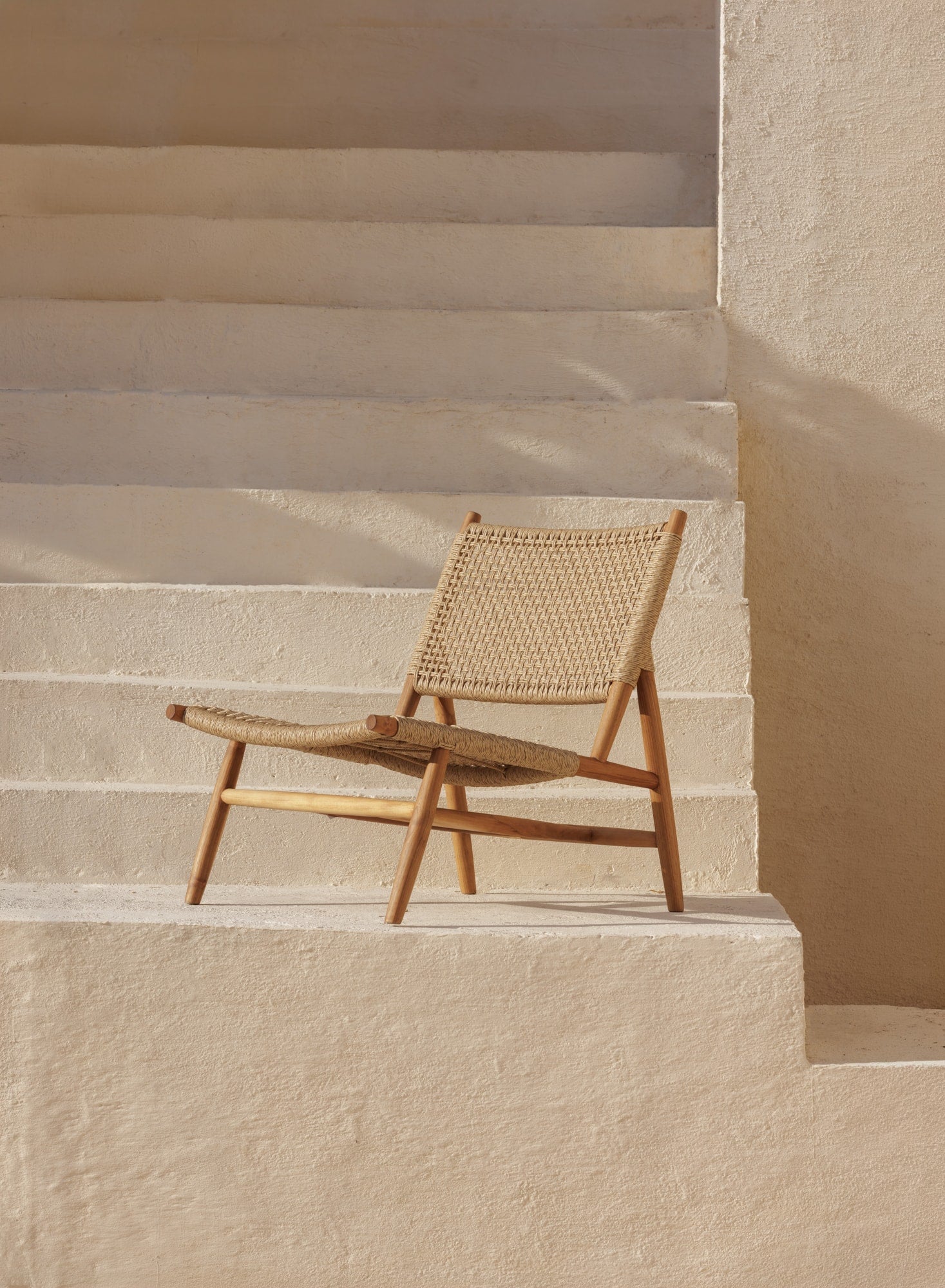 Niluh Indoor Outdoor Teak Lounge Chair