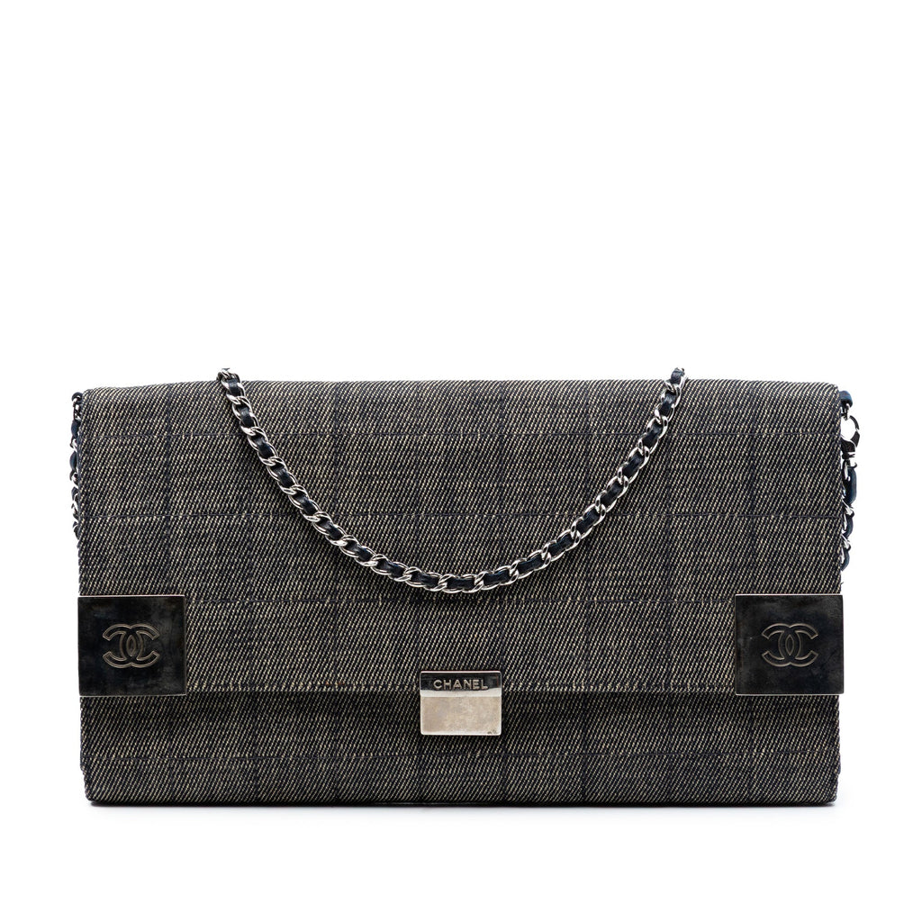 CC Choco Bar Denim Chain Flap