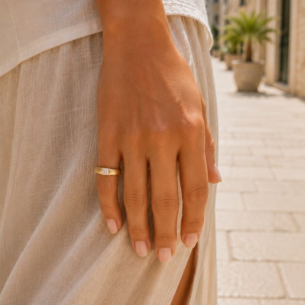 Anillo Lara