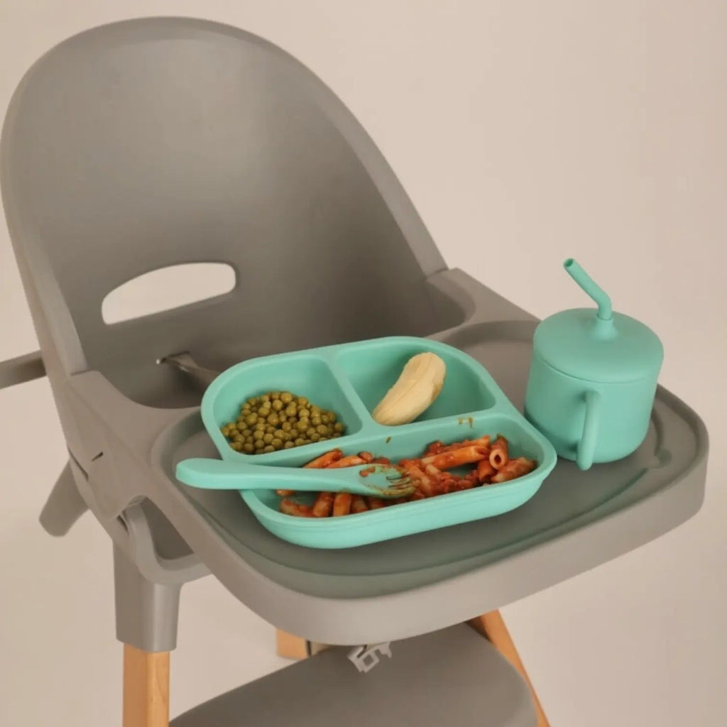 Kit Deluxe Vajilla + Babero BLW Turquesa 9 Piezas de Silicona orgánica con ventosas Nenina & Co