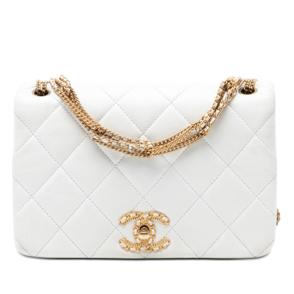 CC Quilted Lambskin Looping Chain Flap