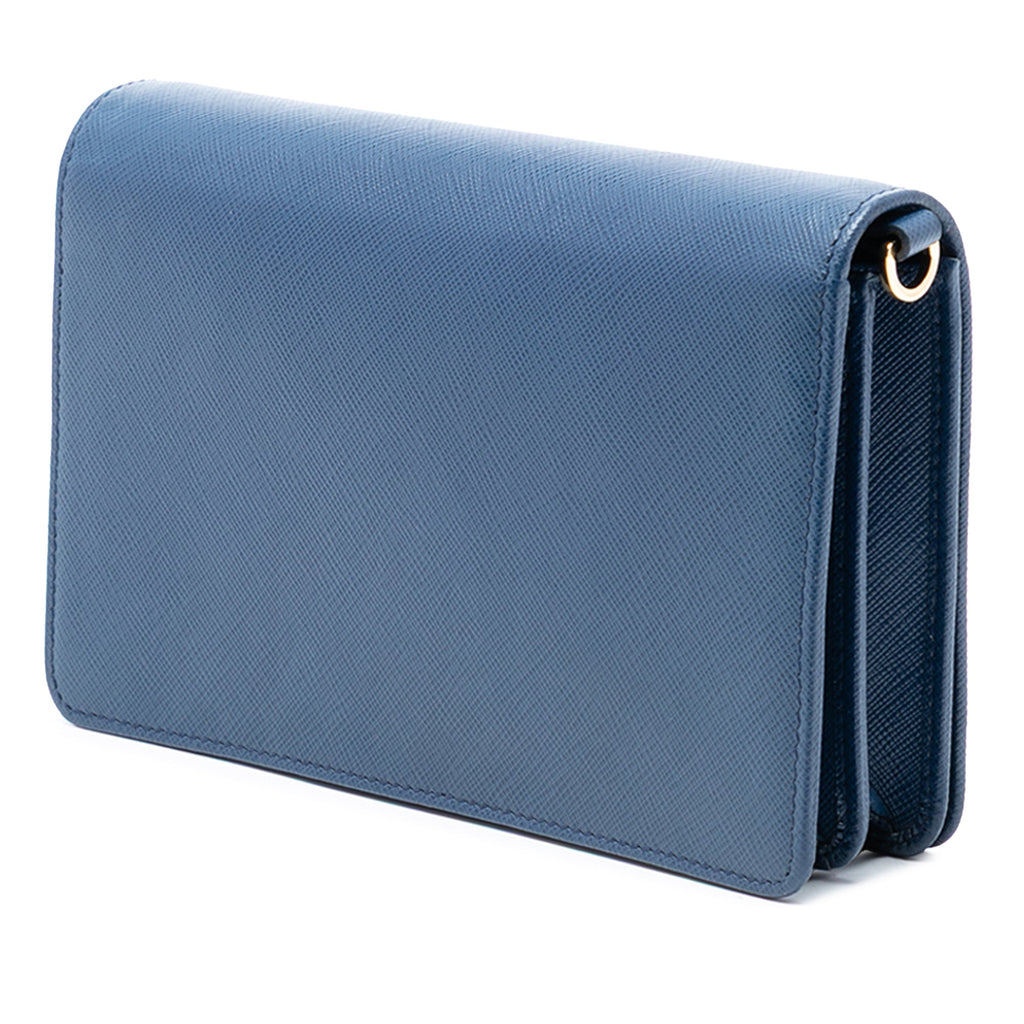 Saffiano Lux Monochrome Wallet on Chain