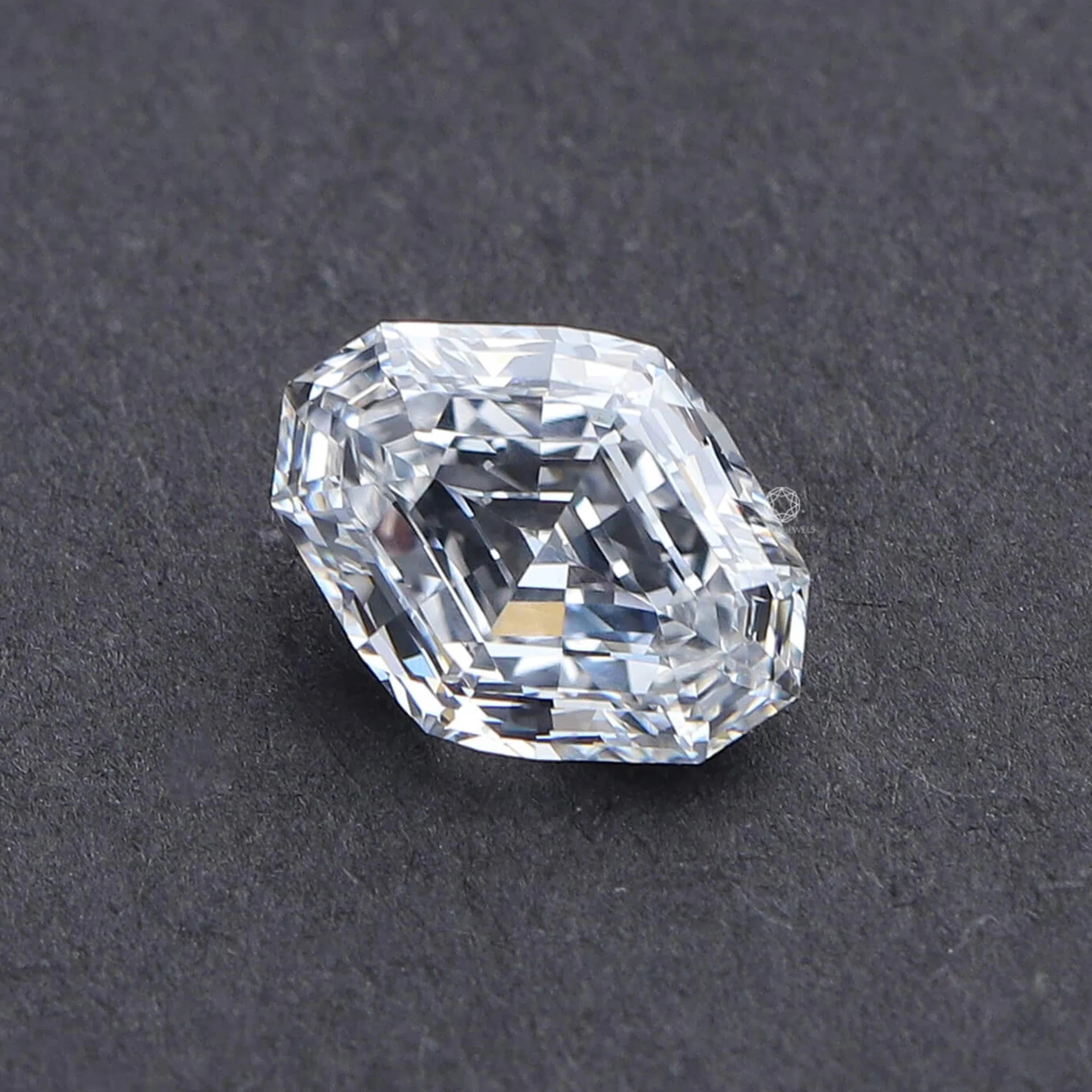 Modified Lozenge Step Cut Loose Diamond