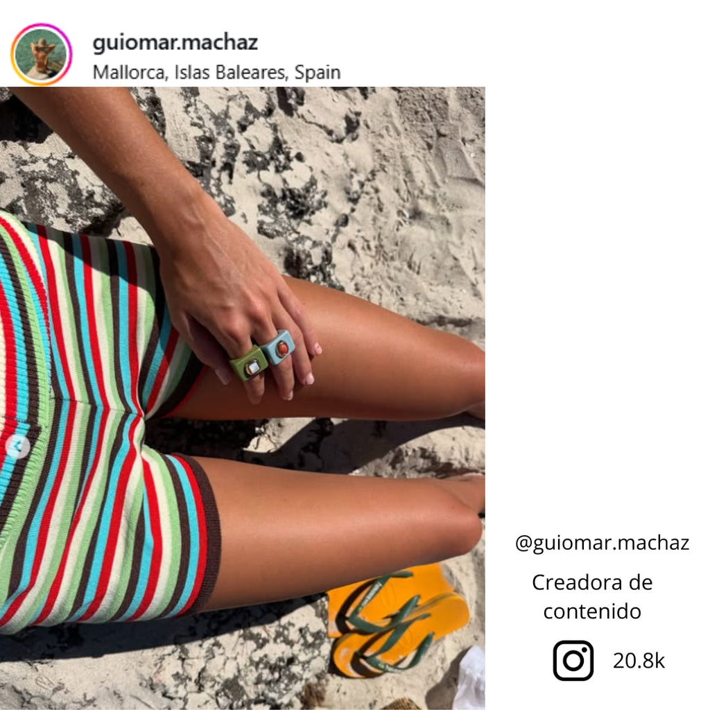 Anillo grande color verde pistacho con madreperla