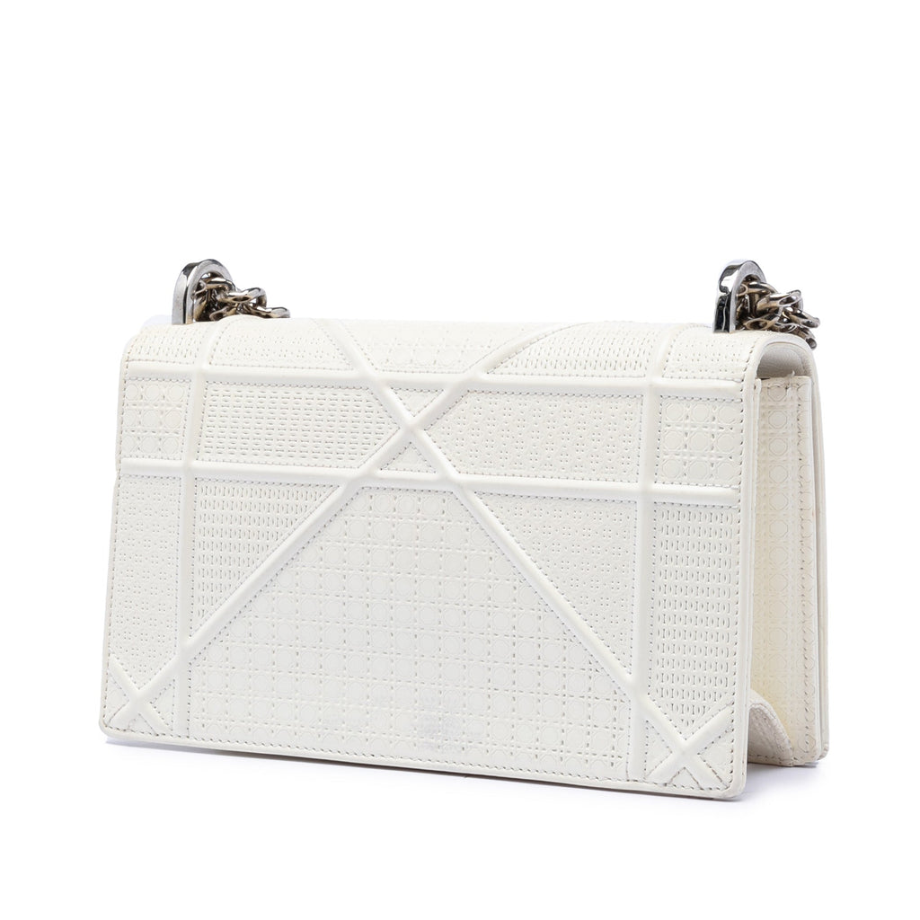Medium Patent Microcannage Diorama Flap