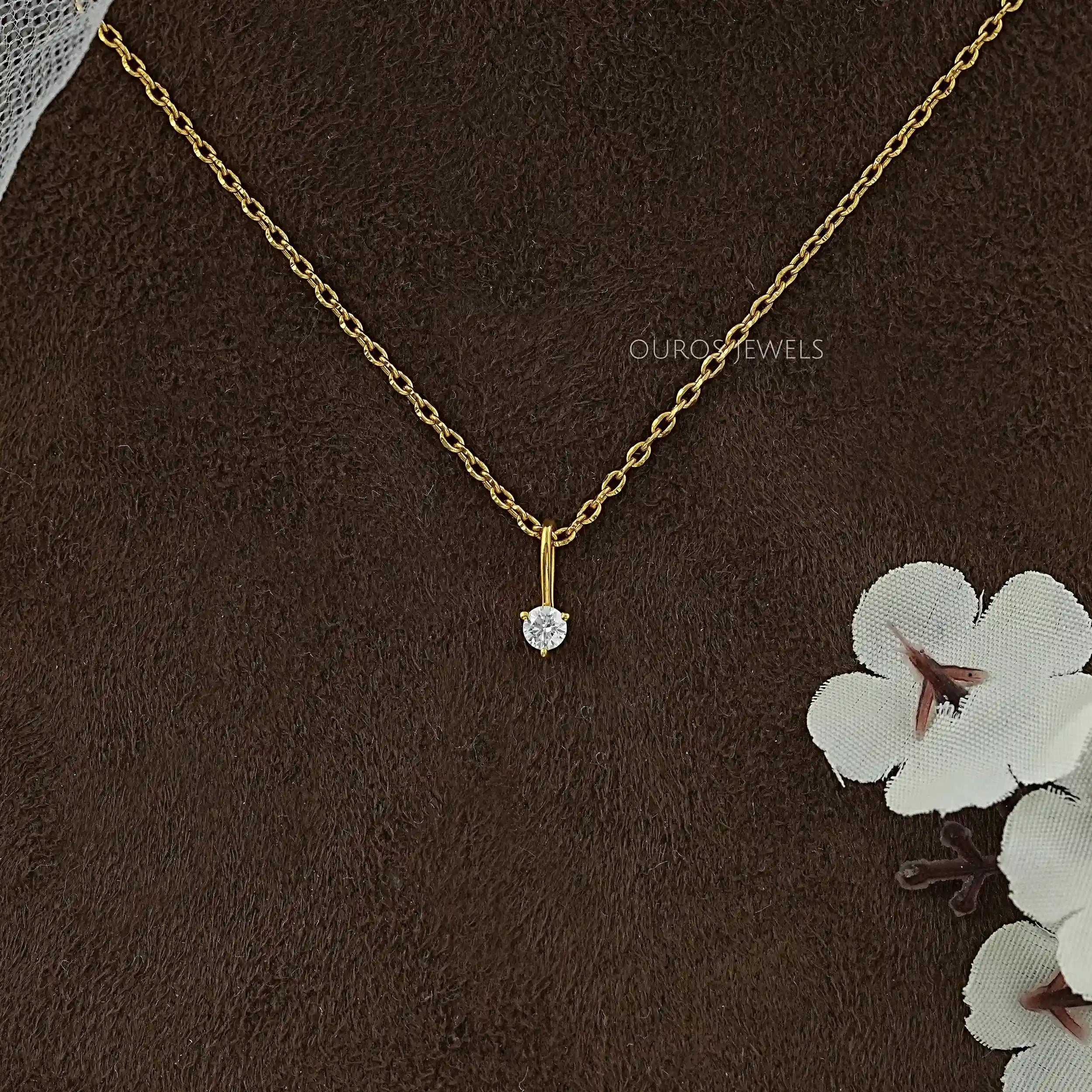 Lab Grown Round Diamond Solitaire Pendant