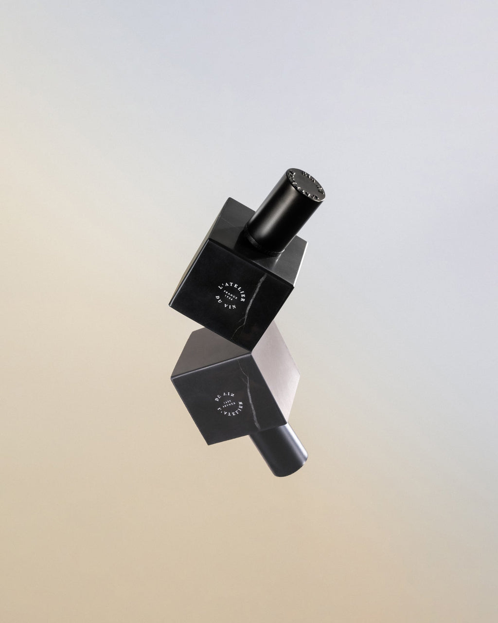 Le Bouchon – Black