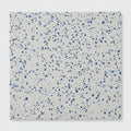 Losa hormigon blanco con vidrio azul 75x75 cm