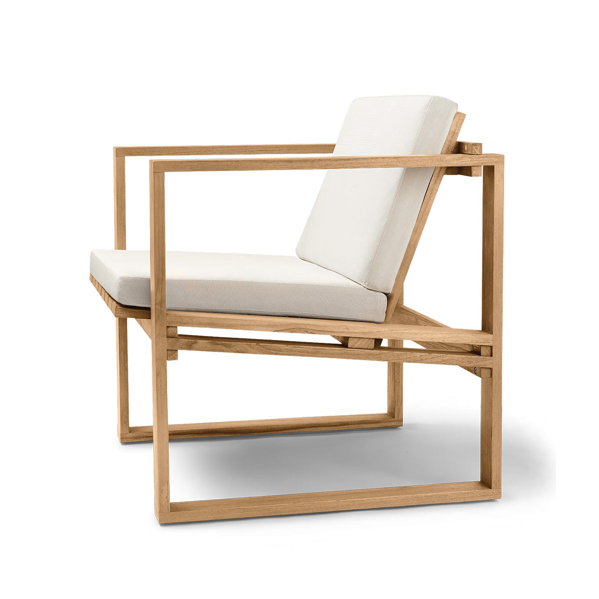 BK11 Lounge Chair