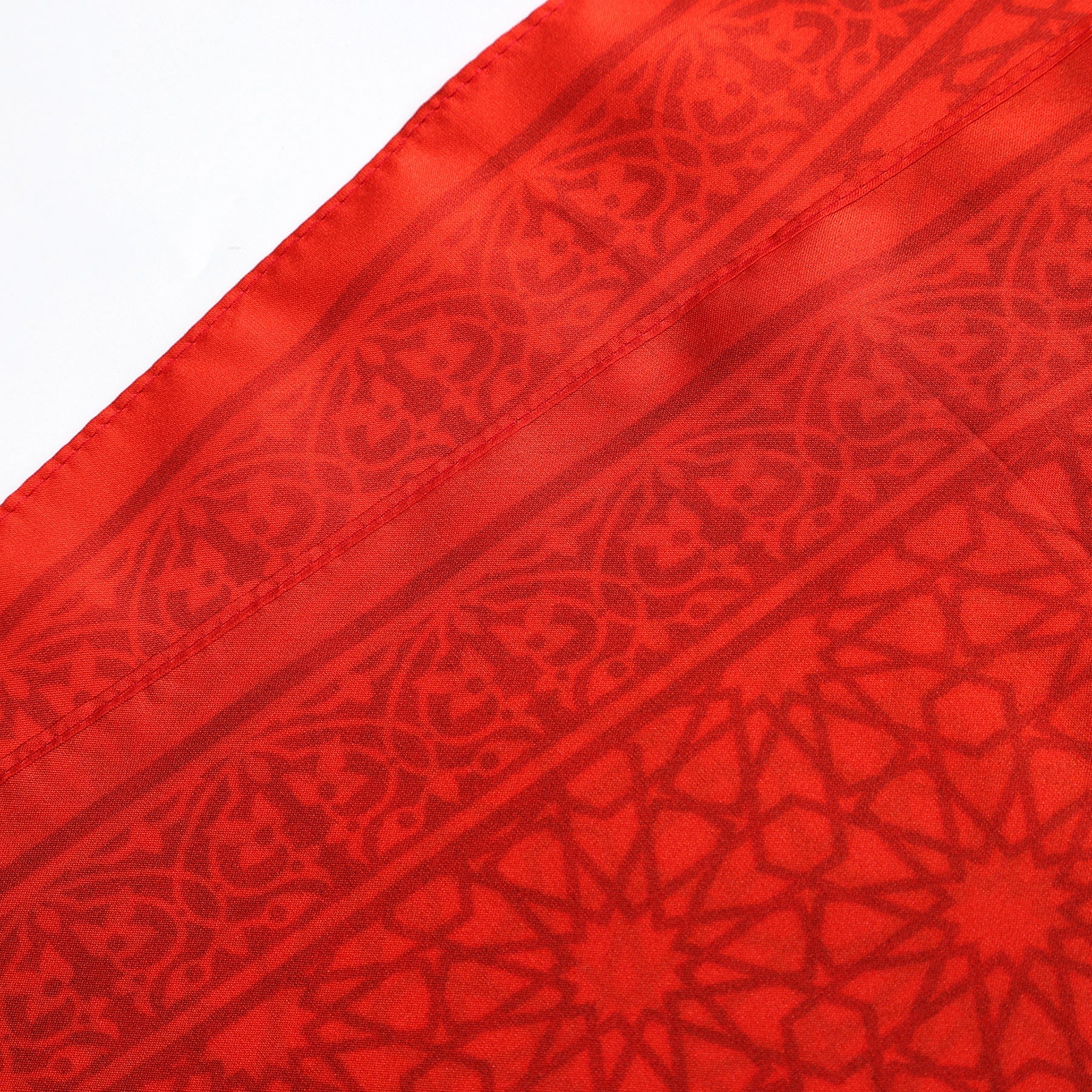 Red Square Scarf Dalila v2 - 100% Silk