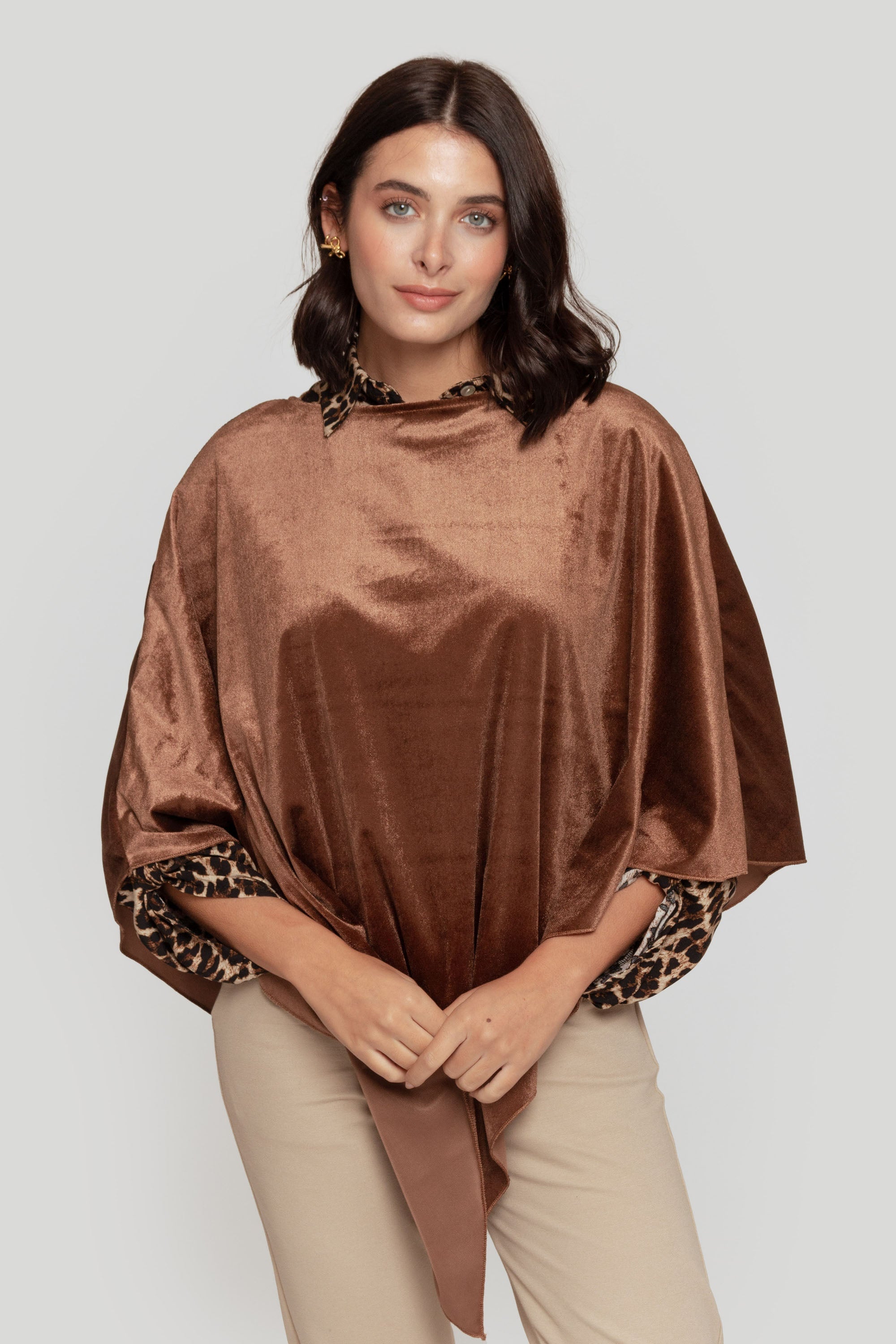 PONCHO  TERCIOPELO