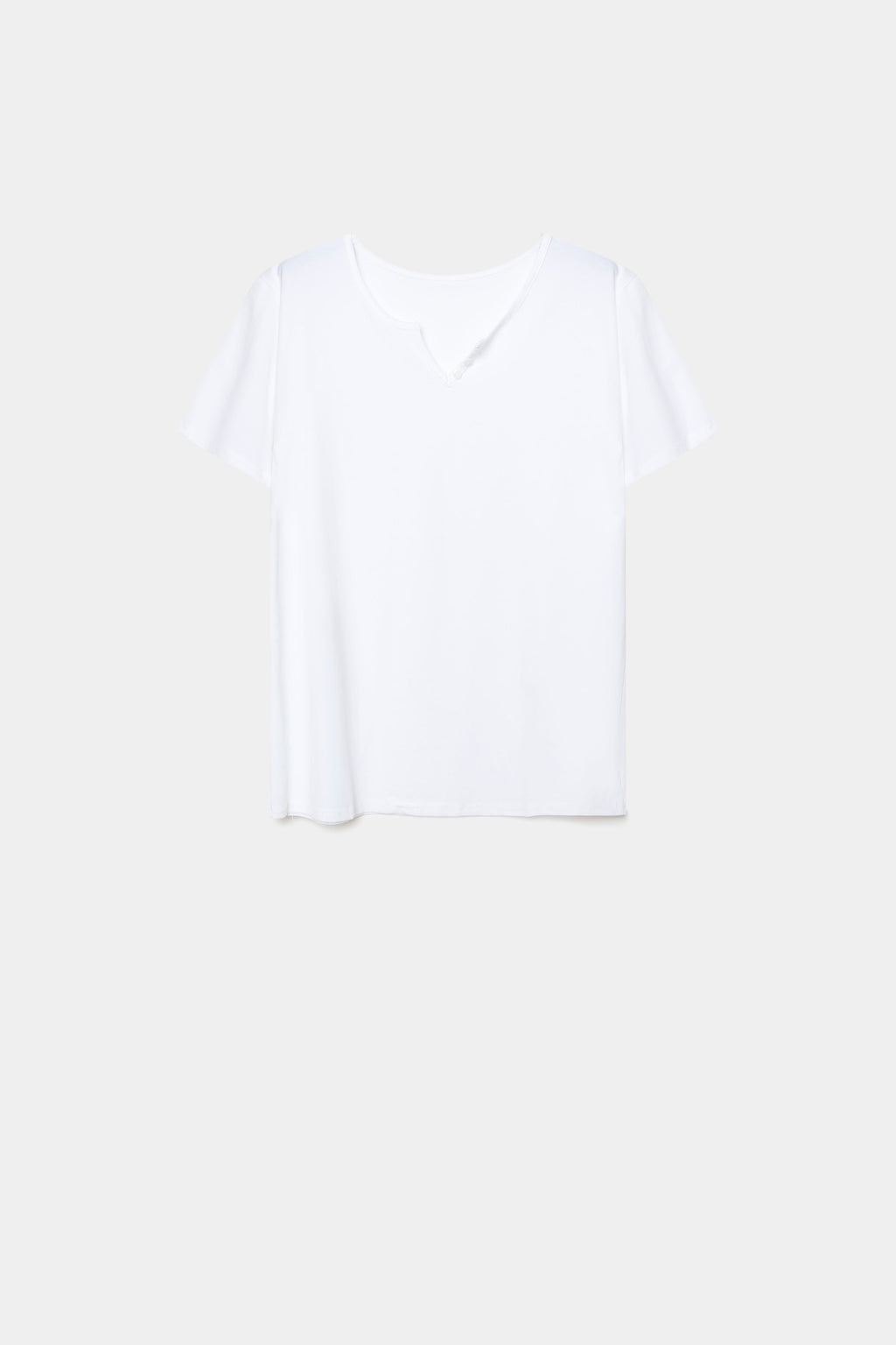 CAMISETA  BOTONES