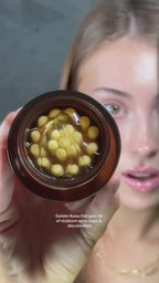 Medicube Deep Vita C Capsule Cream | Crema Iluminadora con Vitamina C y Cápsulas Activas – Cosmética Coreana K-Beauty (55g)