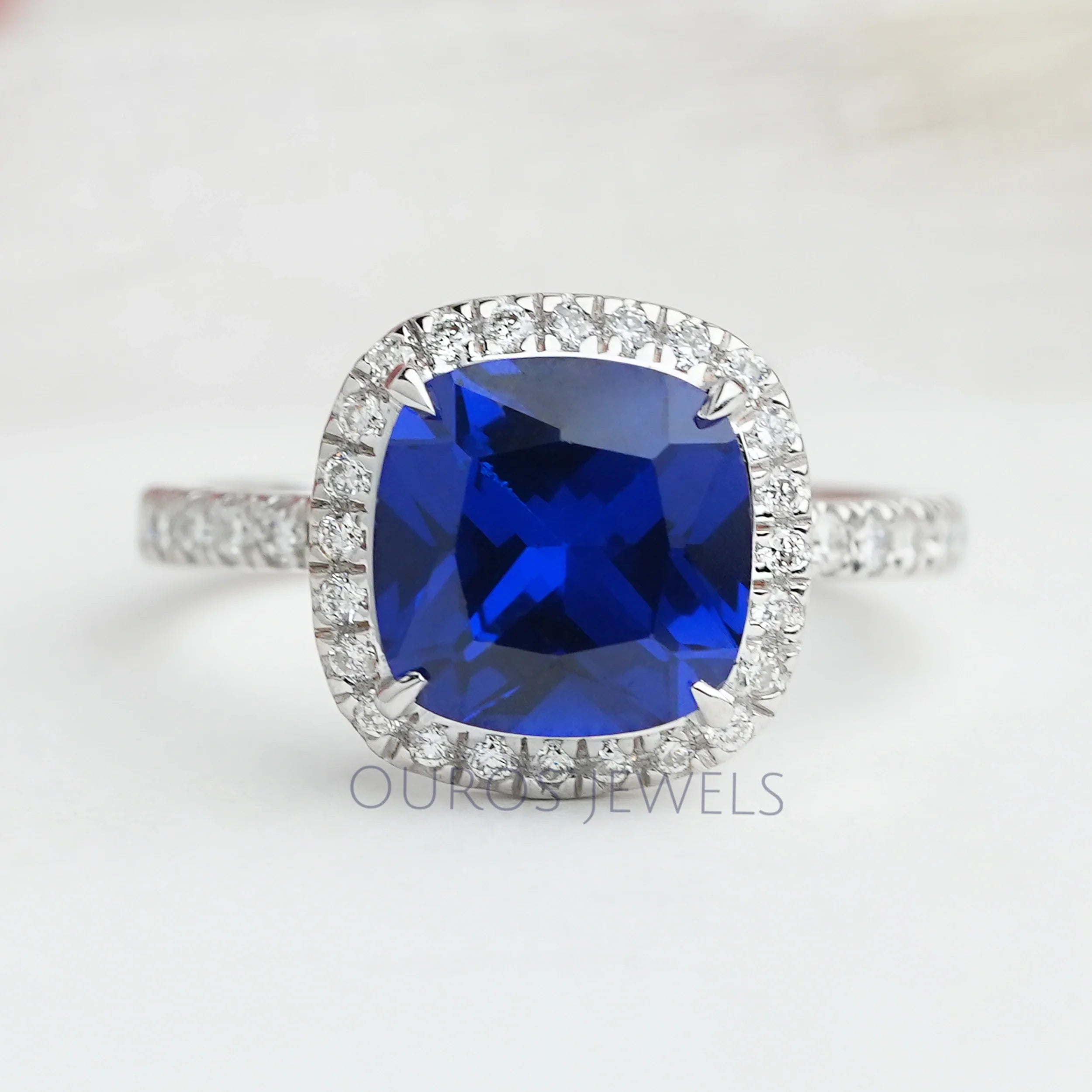 Ouros Jewels