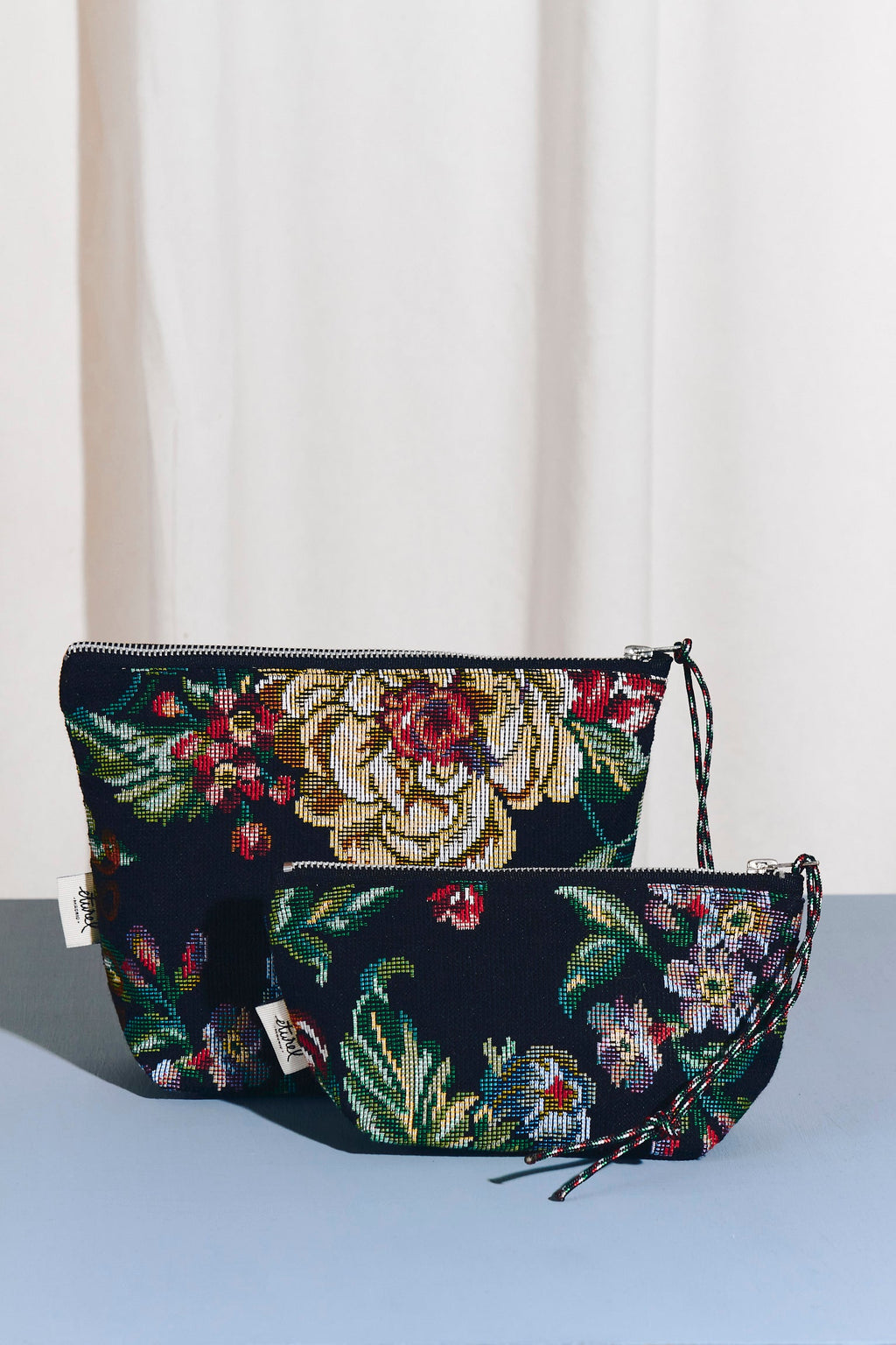 Neceser/estuche tejido jacquard flores peonías