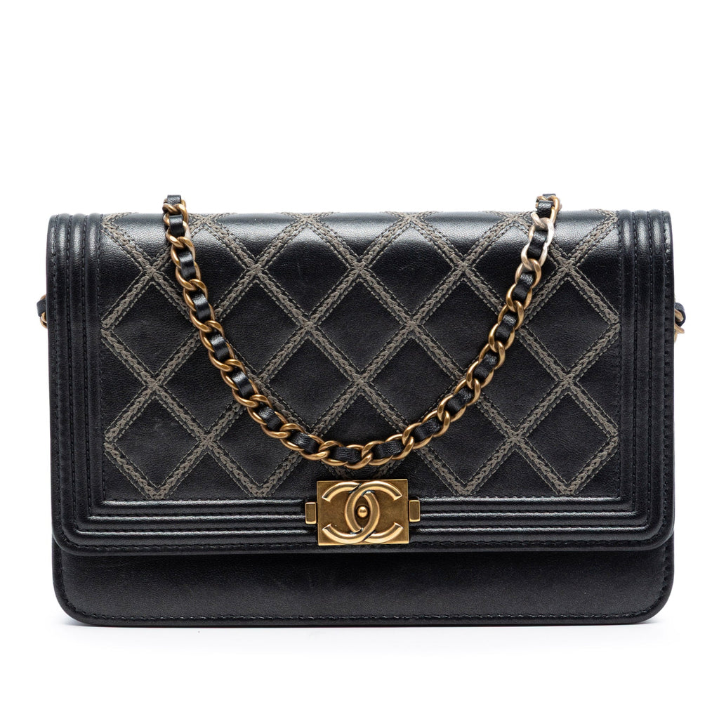Quilted Lambskin Double Stitch Boy Wallet On Chain