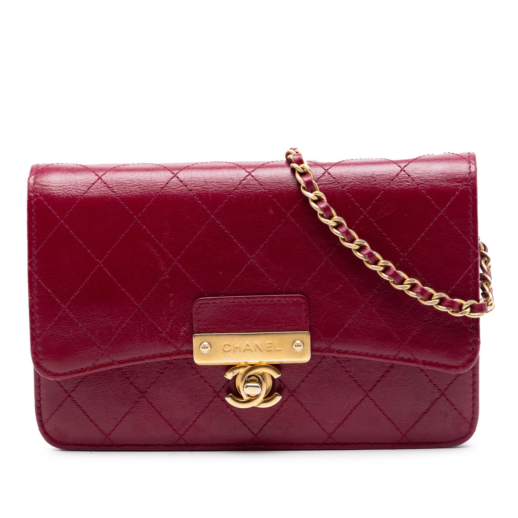 Stitched Goatskin Golden CC Wallet On Chain
