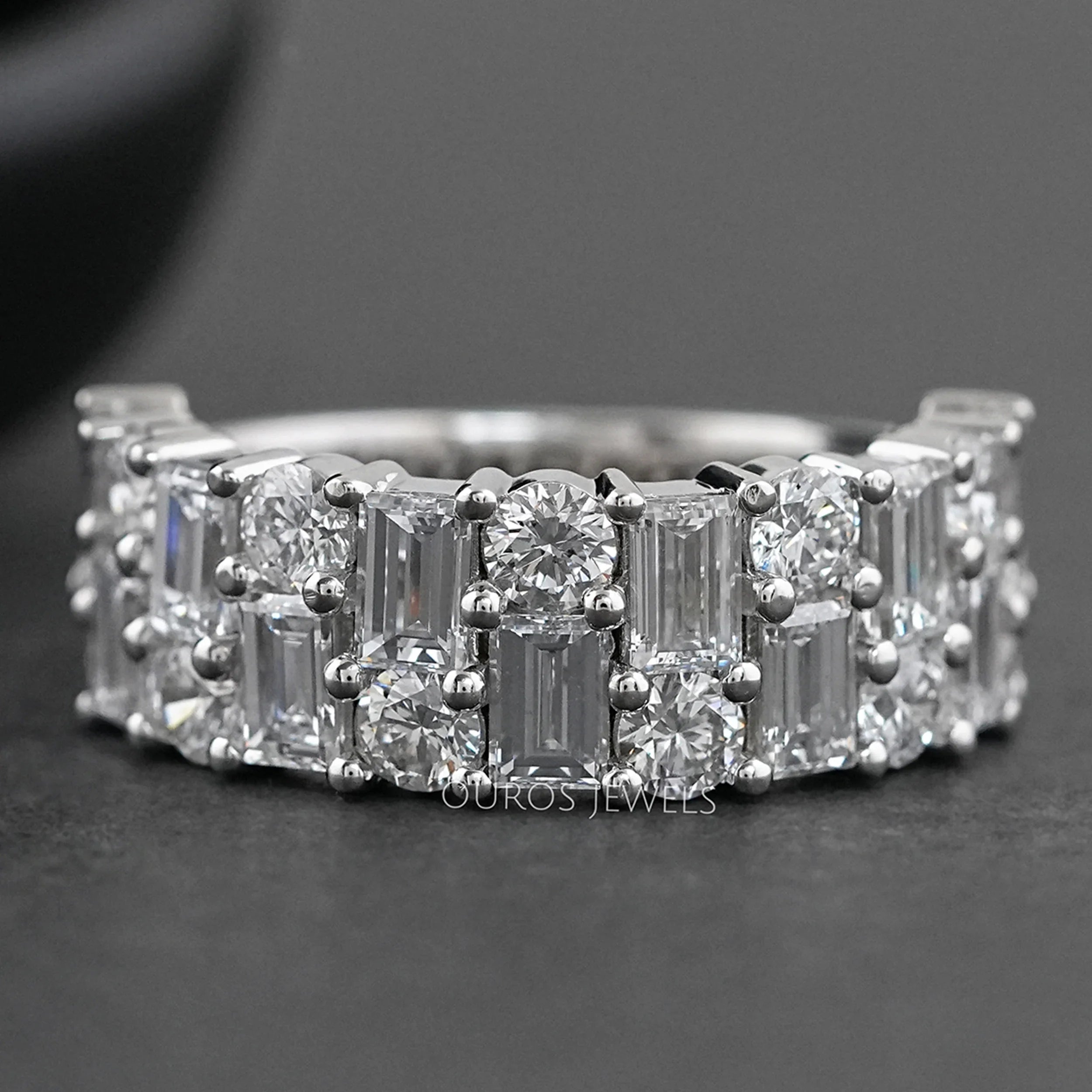Baguette And Round Brilliant Cut Unisex Rings For Couples
