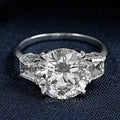Alexandra Daddario - Brilliant Round Cut Three Stone Ring the 2024 Vanity Fair Oscar Party