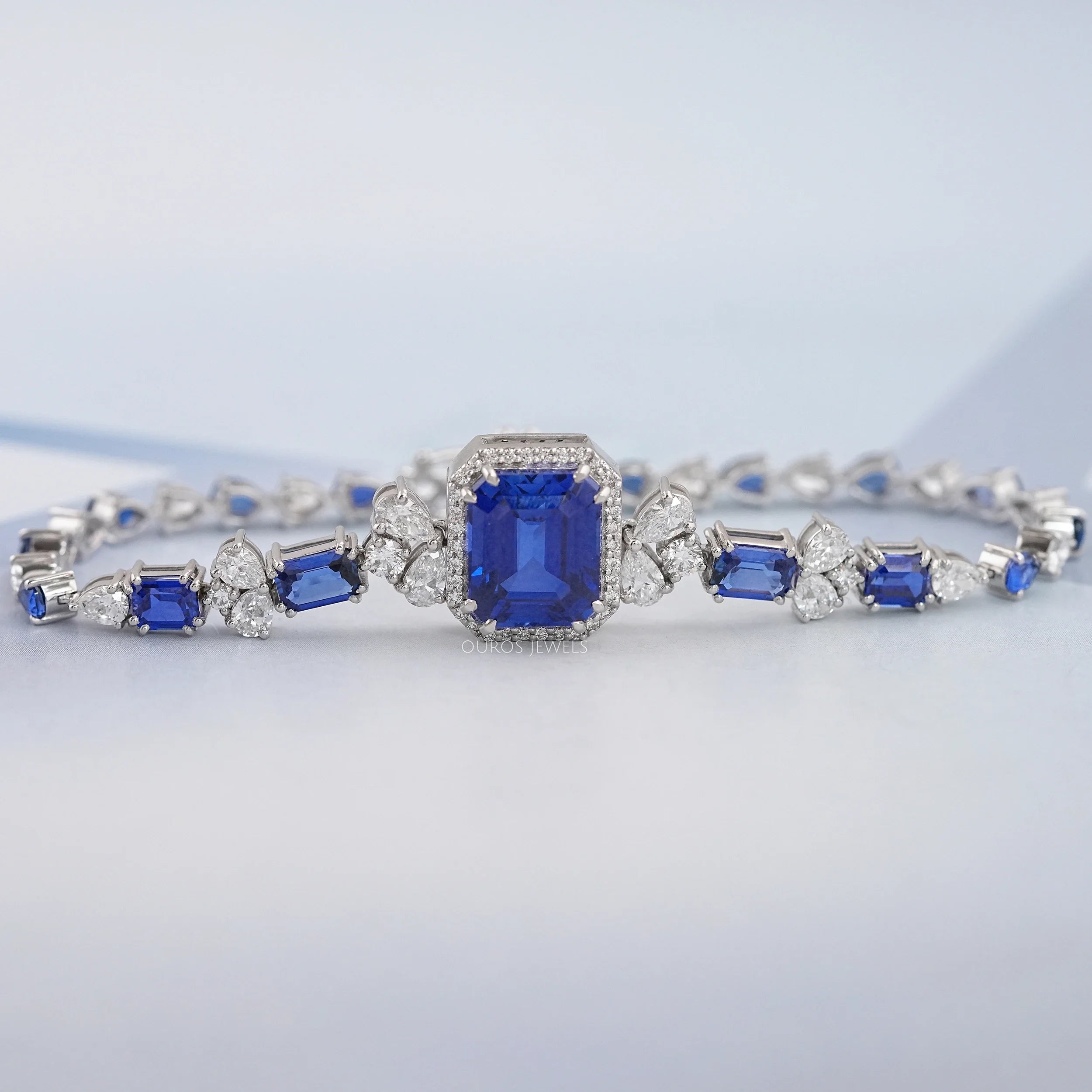 Ouros Jewels