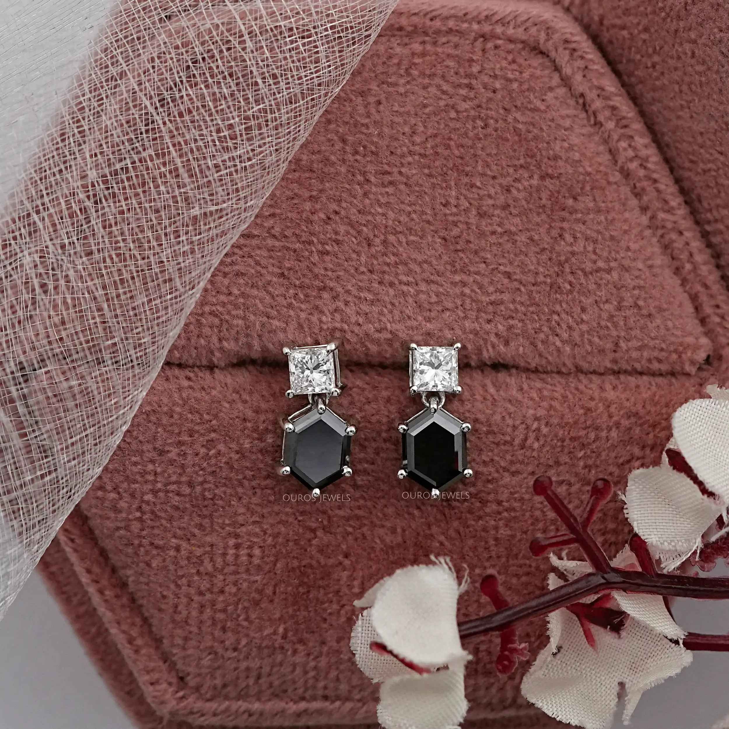 Ouros Jewels