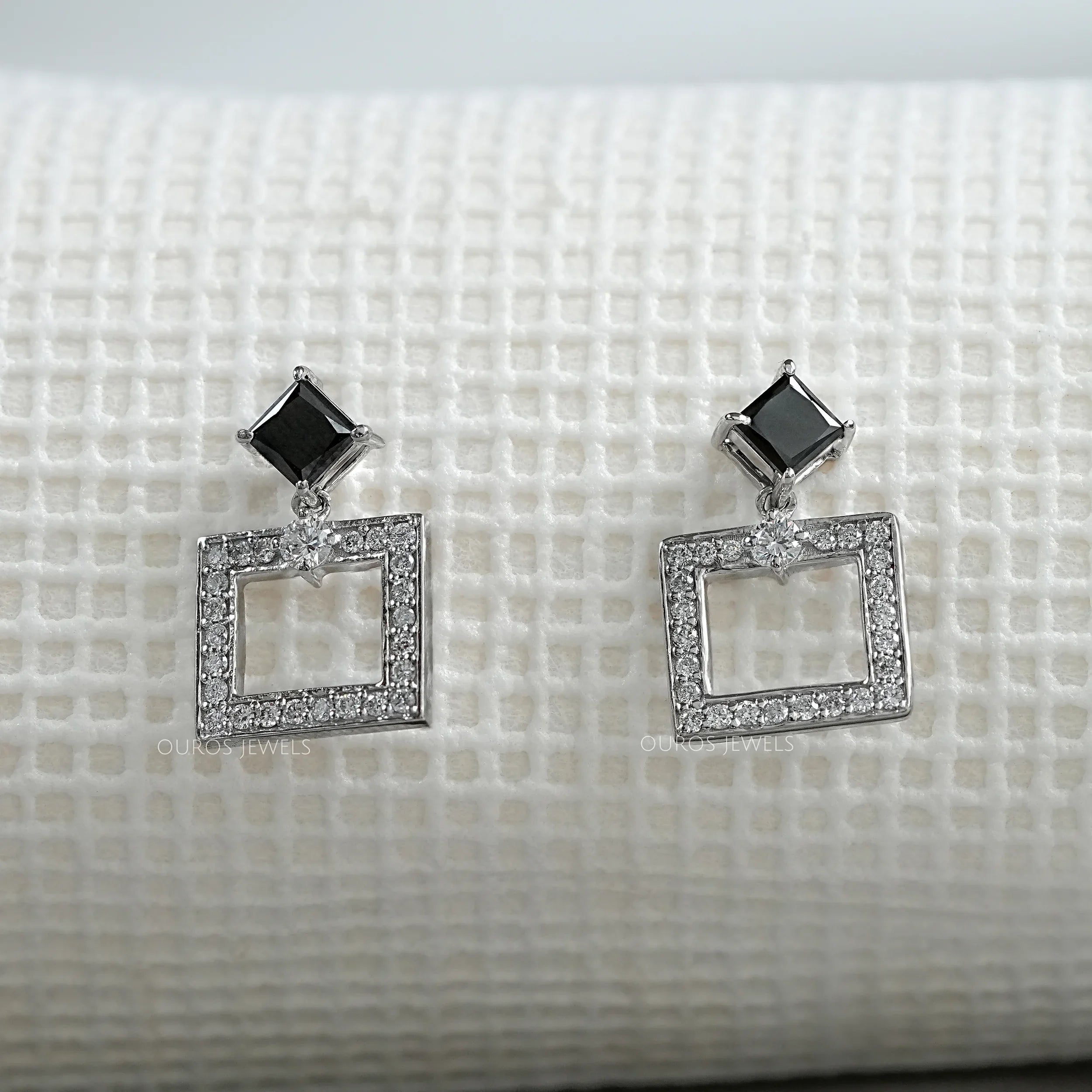 Ouros Jewels