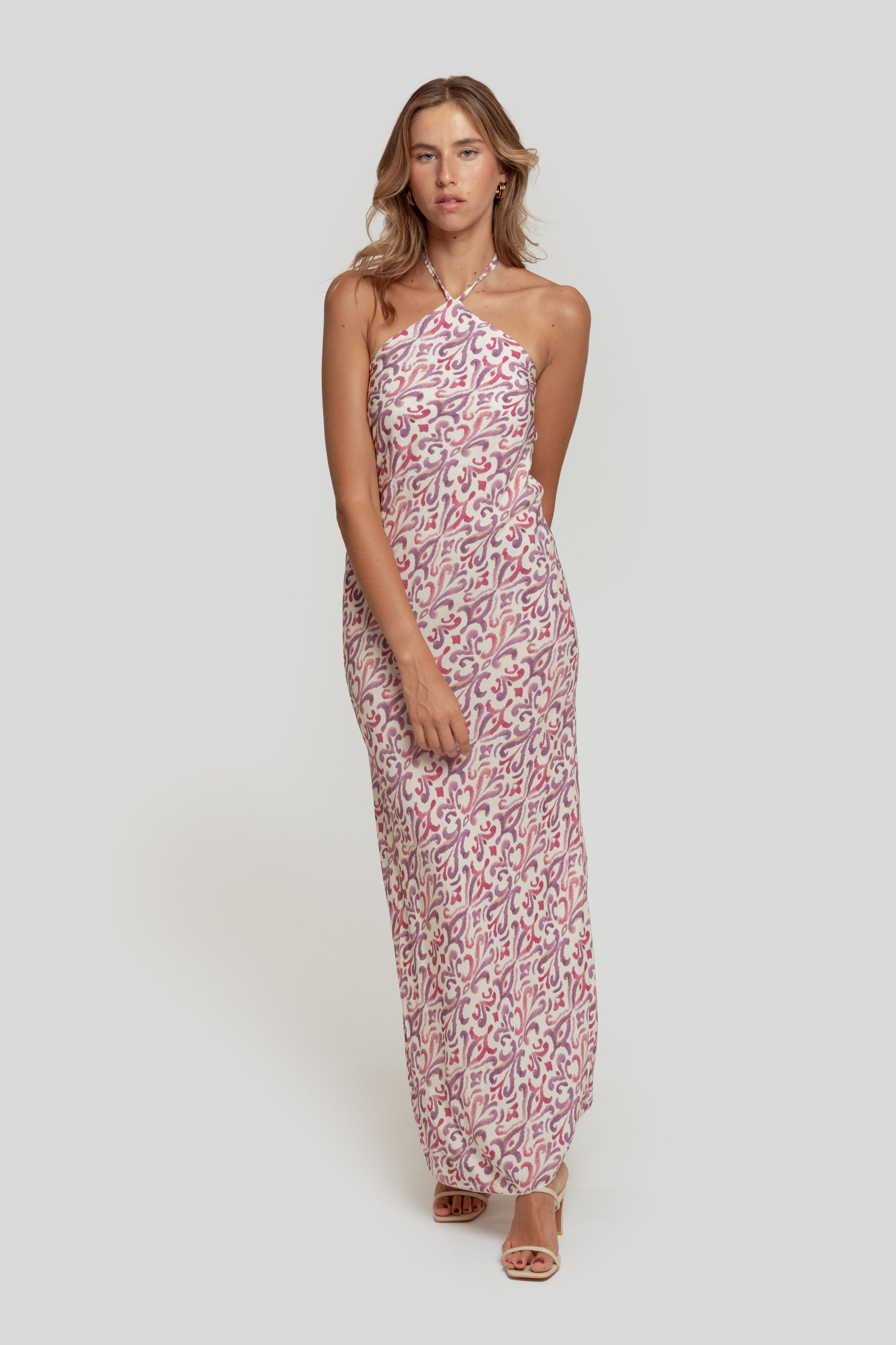 VESTIDO  ESCOTADO