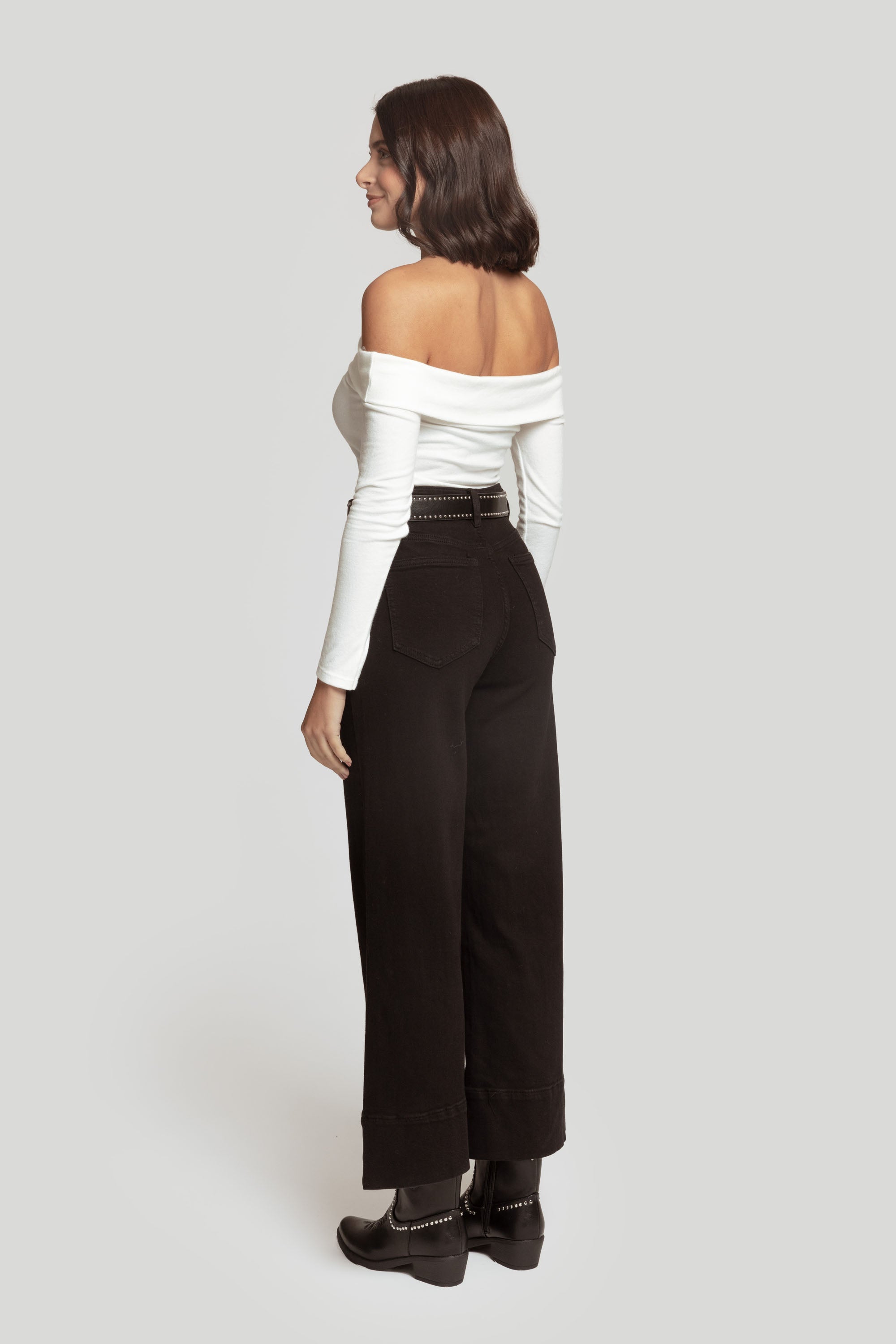TOP  CROPPED