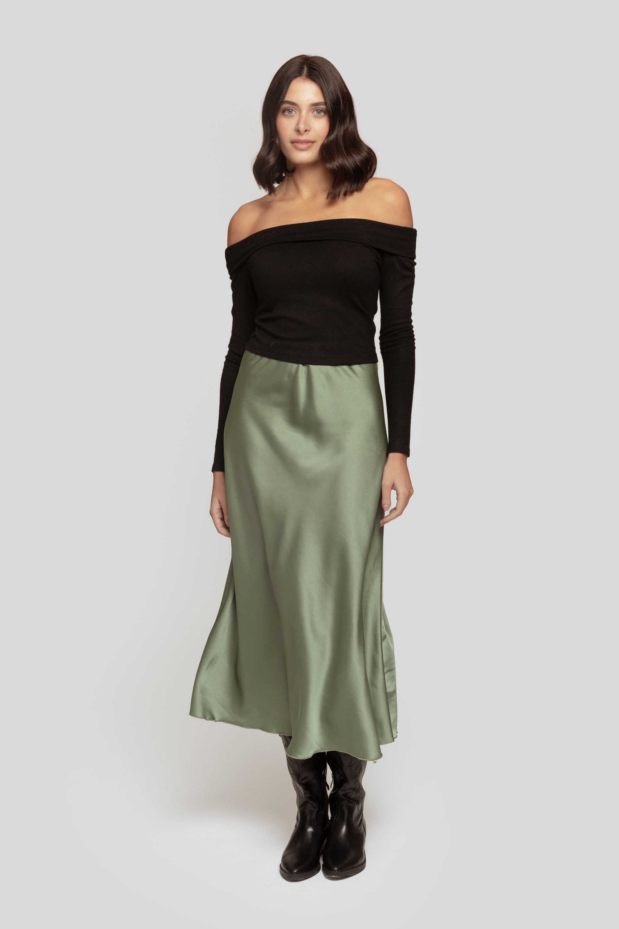 TOP  CROPPED