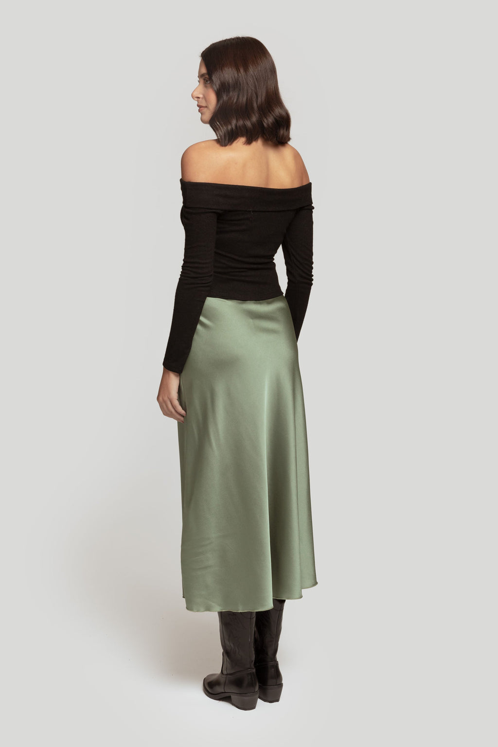 TOP  CROPPED