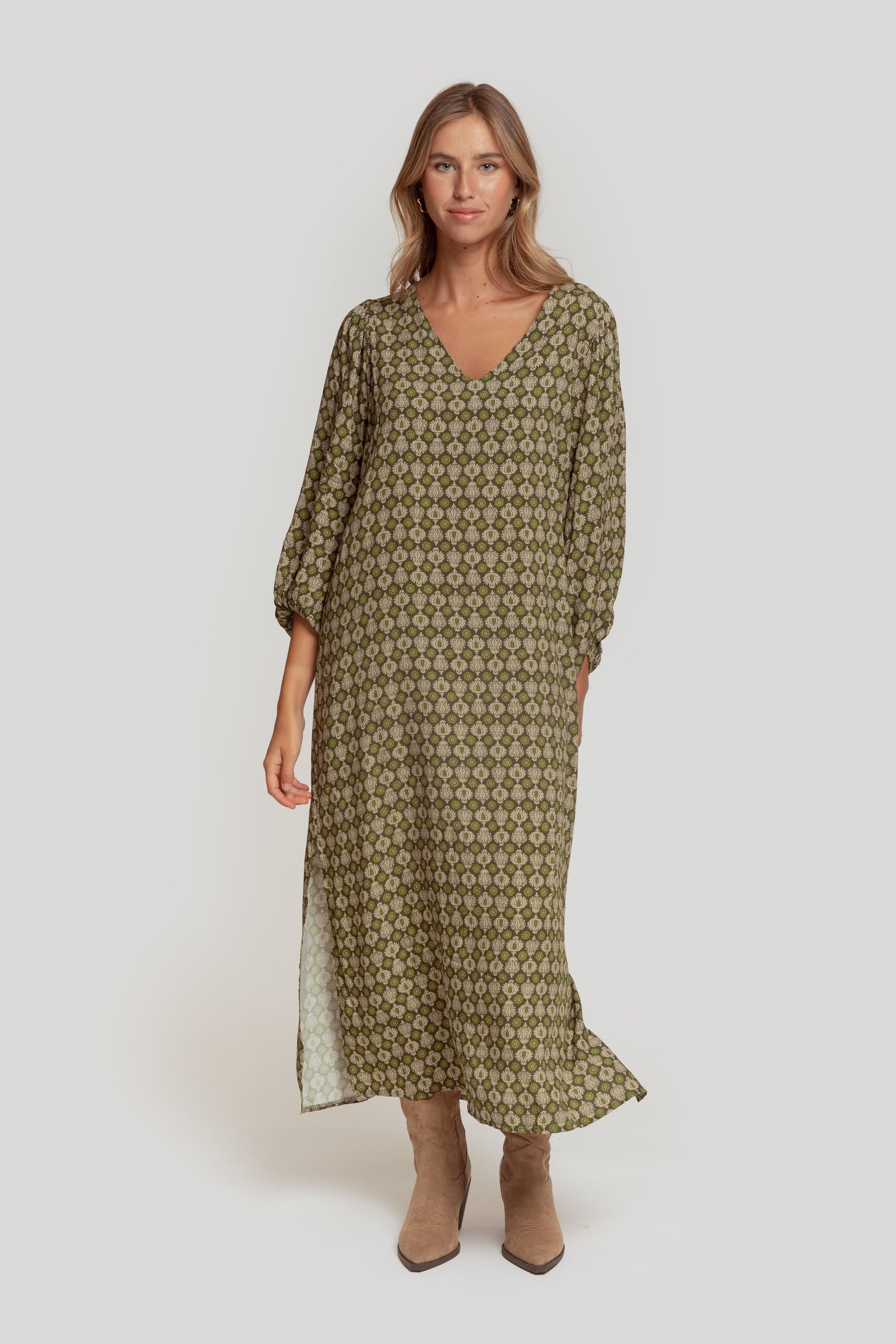 VESTIDO  ABERTURAS