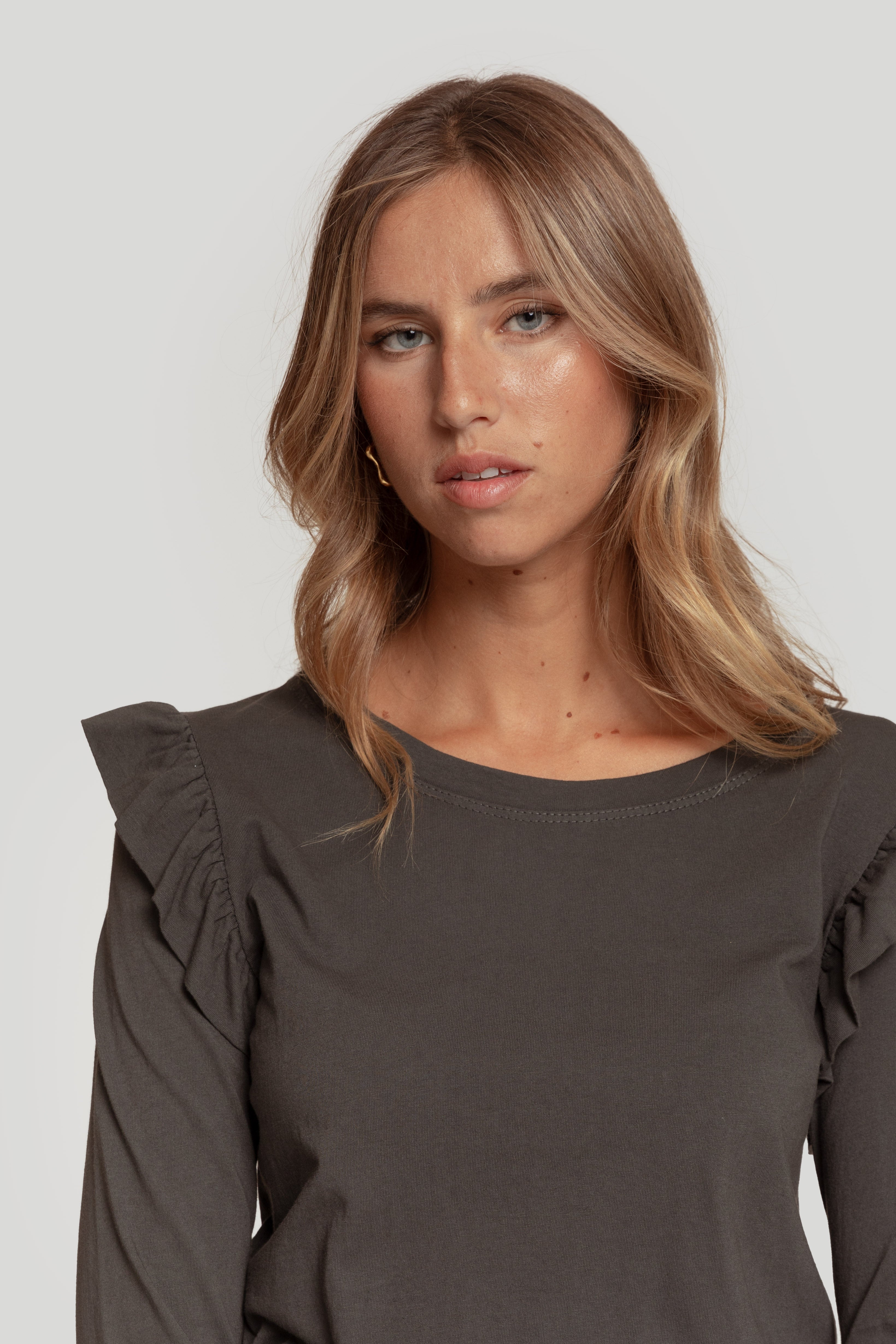 CAMISETA  VOLANTE