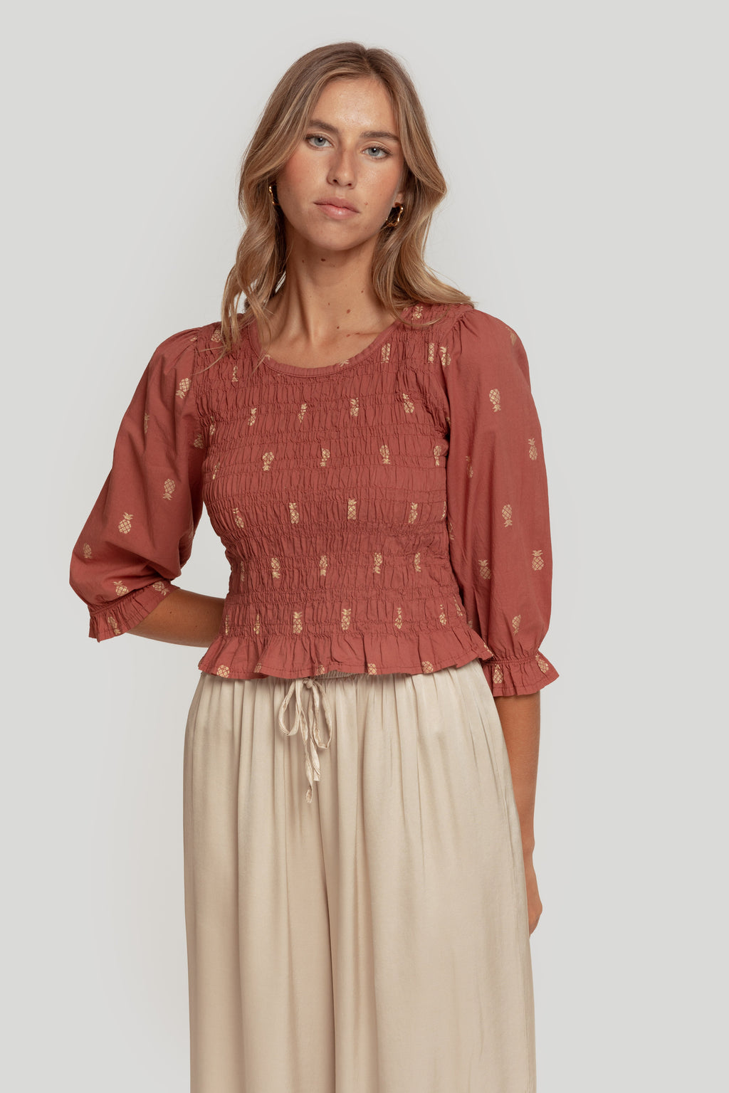 TOP  CROPPED