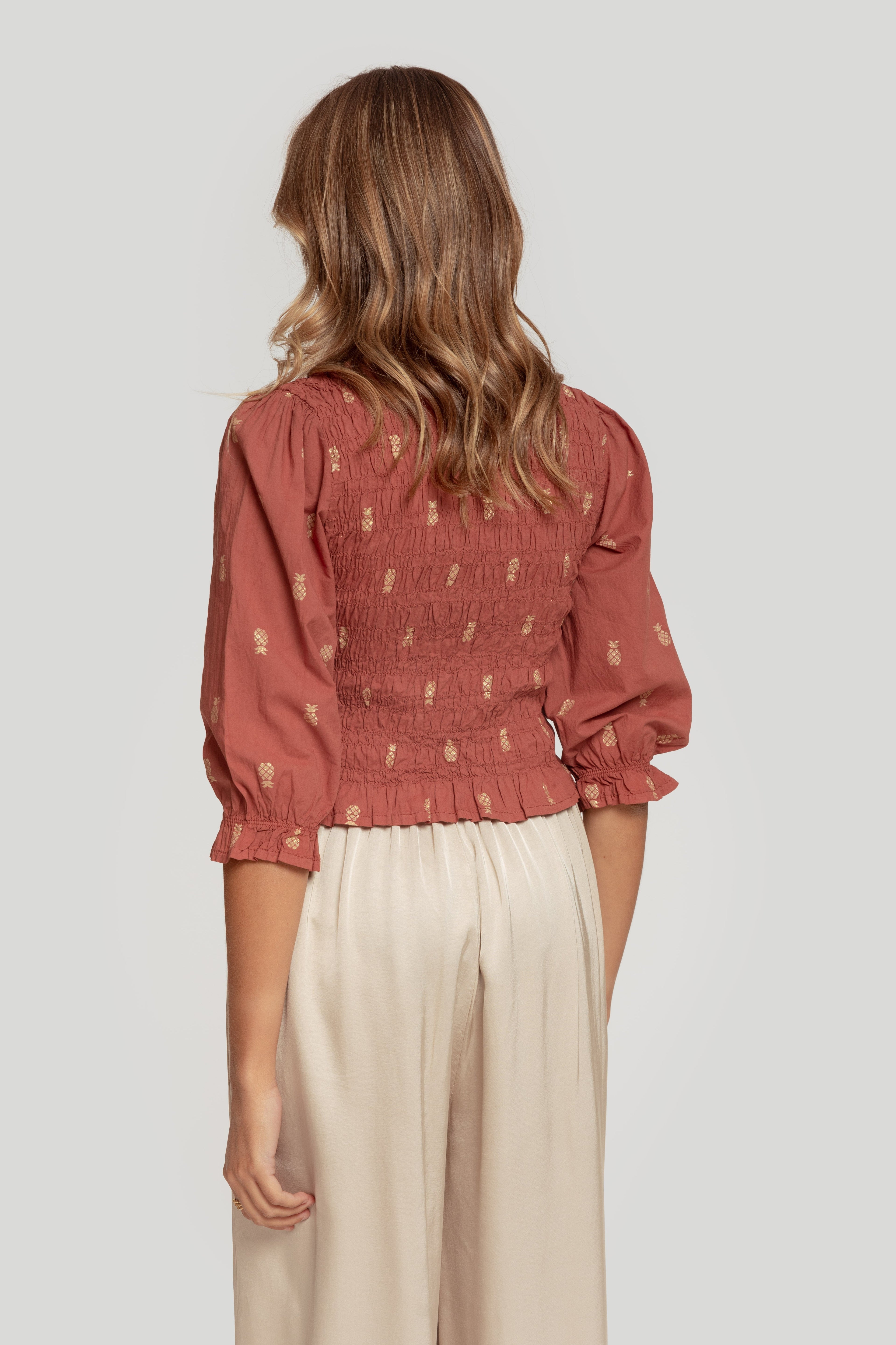 TOP  CROPPED