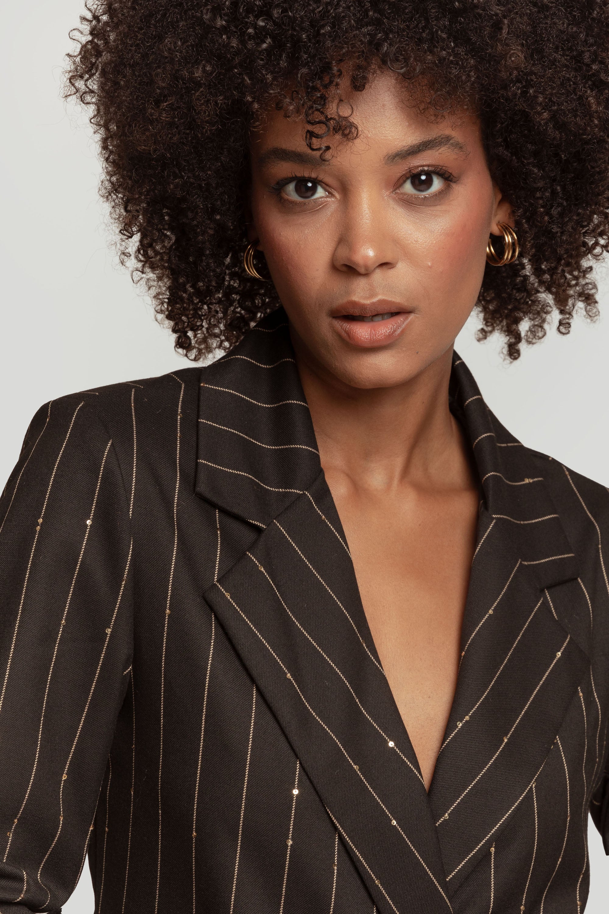 BLAZER  TRAMA