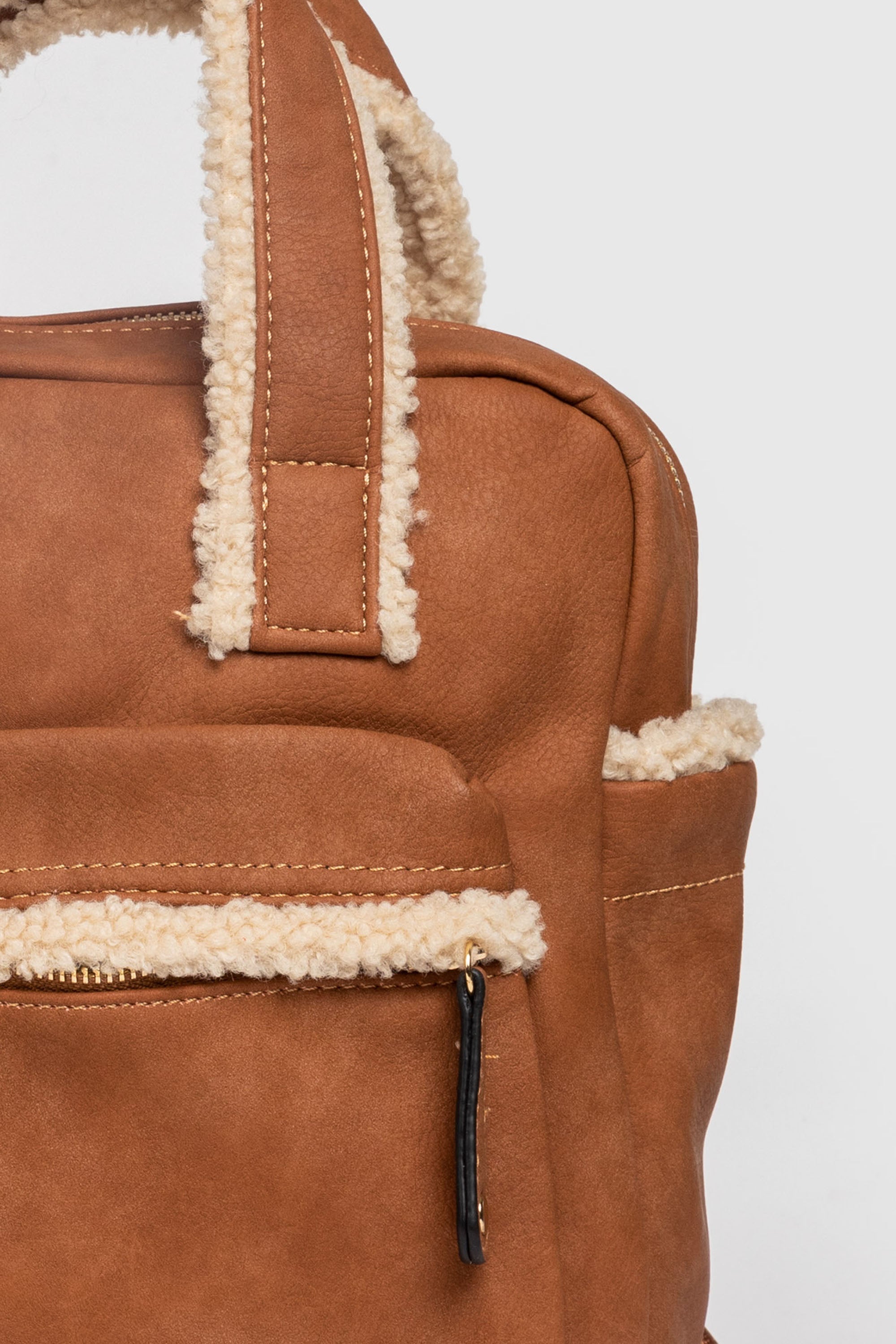 MOCHILA  BORREGUITO