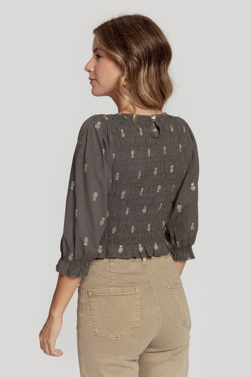 TOP  CROPPED